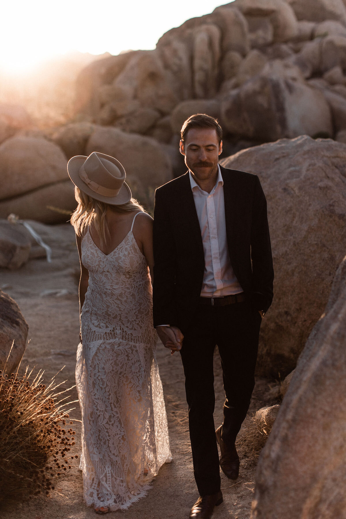 joshua tree elopement with flora pop00037.jpg