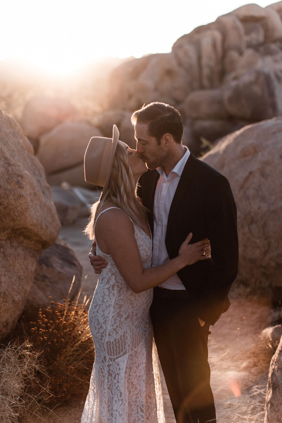 joshua tree elopement with flora pop00039.jpg