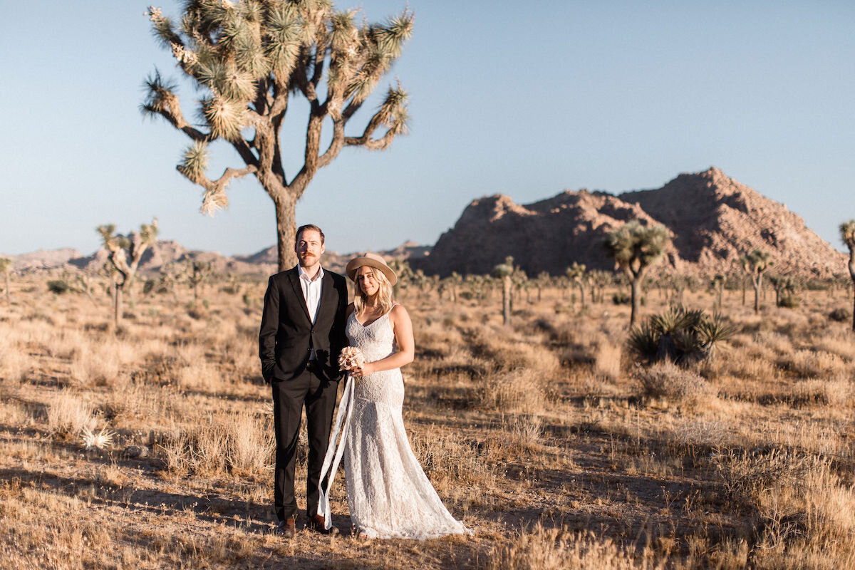 joshua tree elopement with flora pop00052.jpg