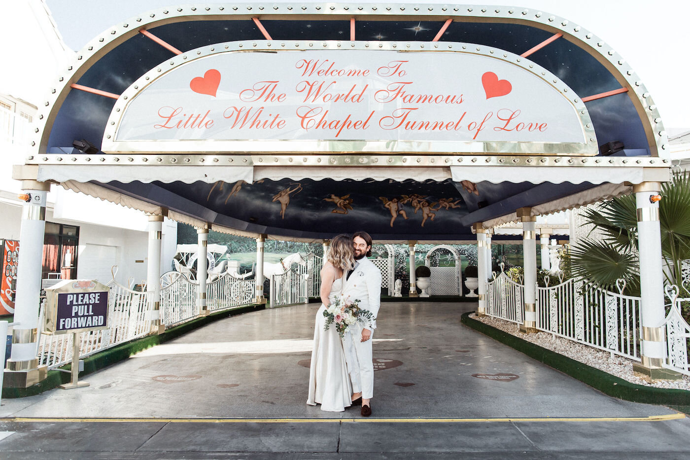 Alice and James - A True Las Vegas Elopement — Aimlee Photography