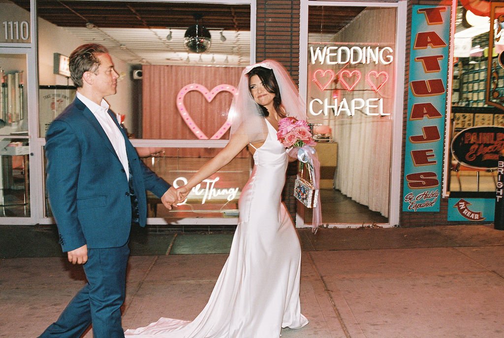 sure thing chapel vegas elopement 35mm film146.jpg