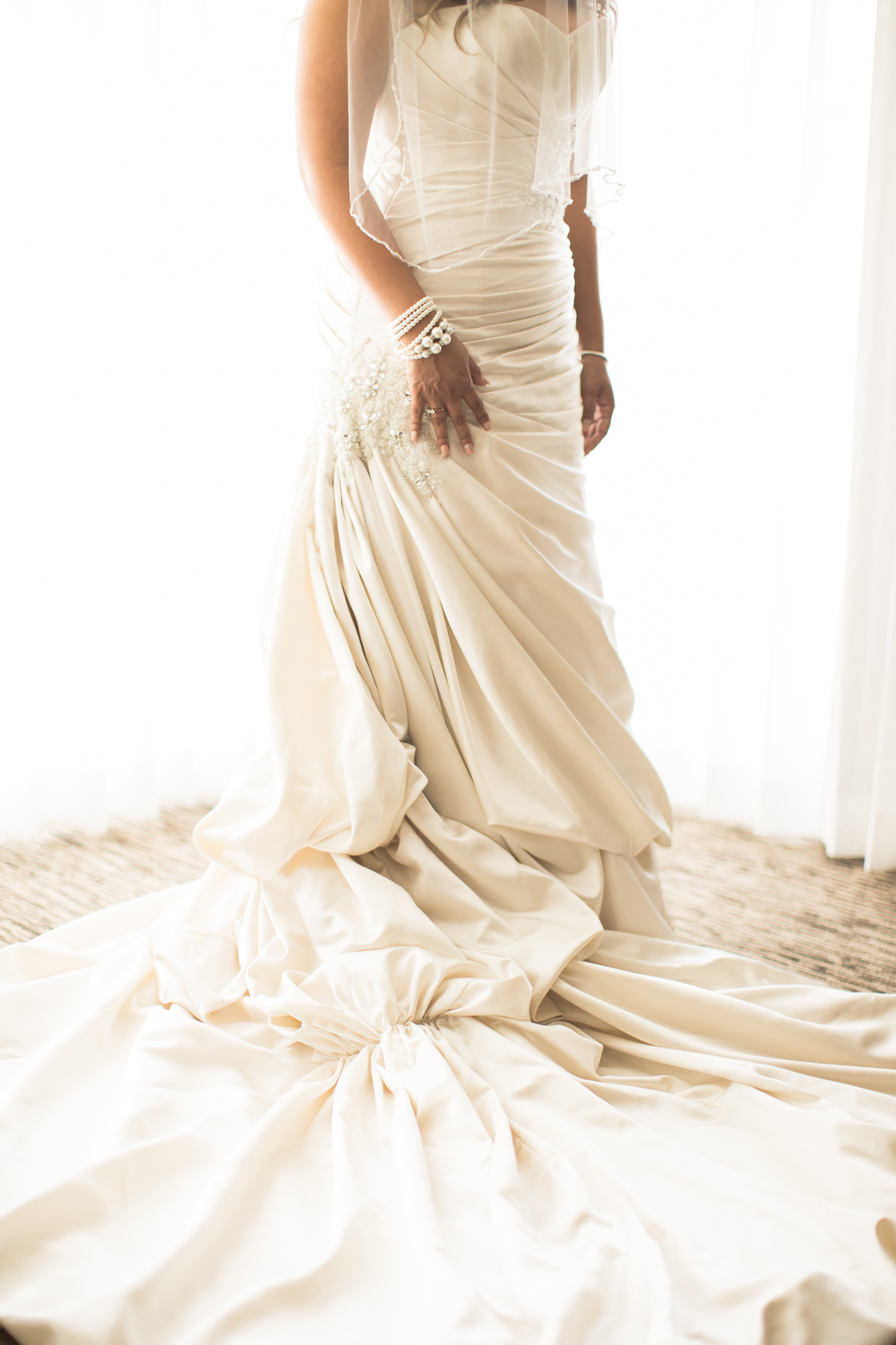 MikeAndGina_NeportDunes_BrandonJFerlinPhotography-28.jpg