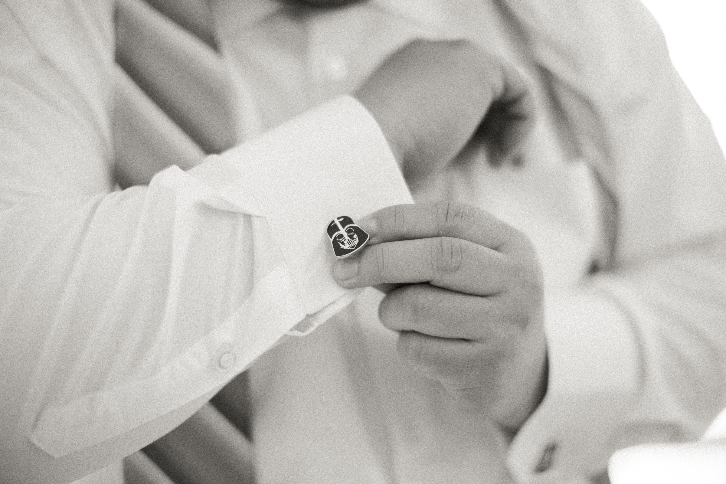 MikeAndGina_NeportDunes_BrandonJFerlinPhotography-44.jpg