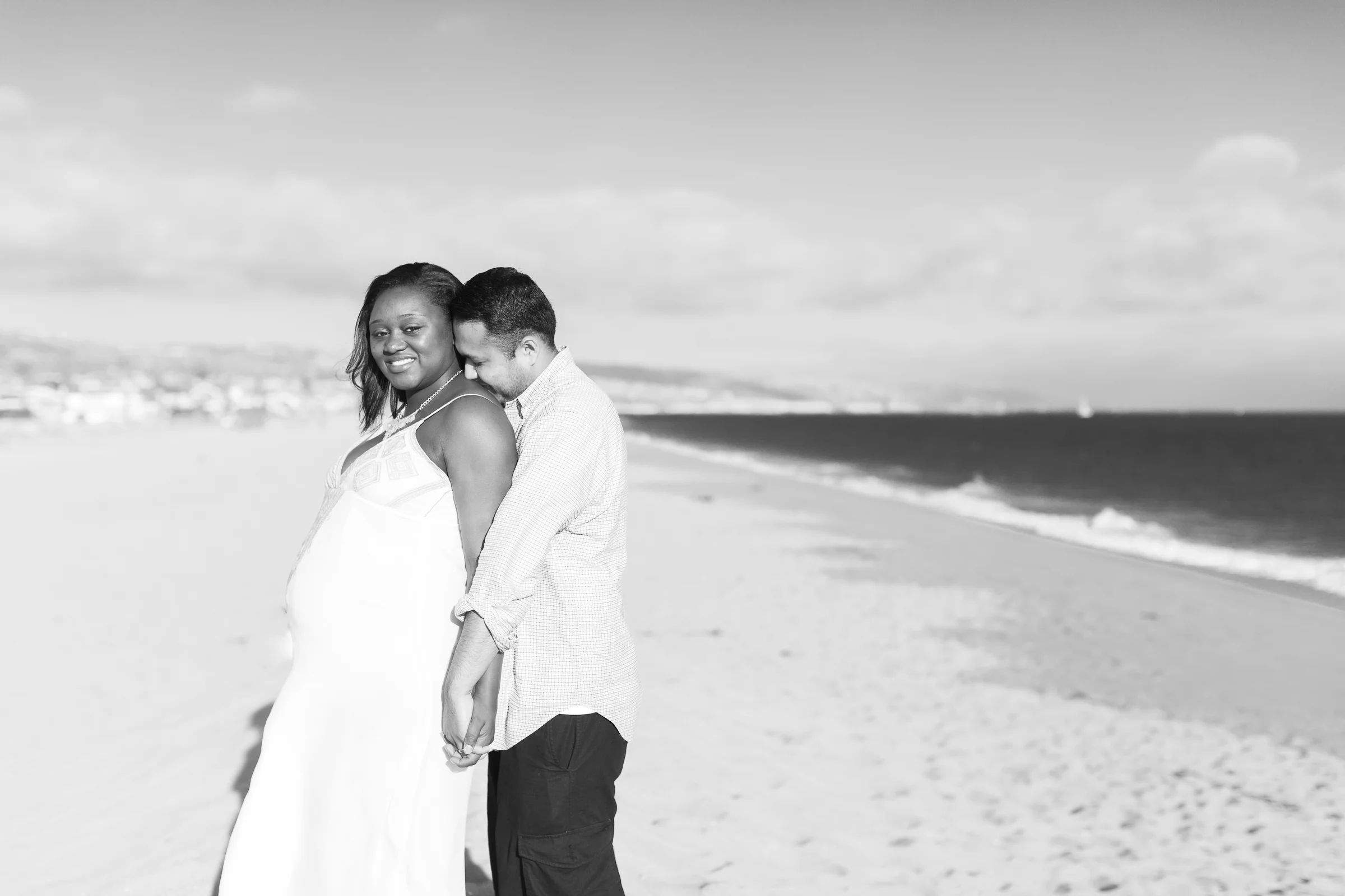 Adriana_Maternity_Balboa Pier_NewportBeach-17.jpg