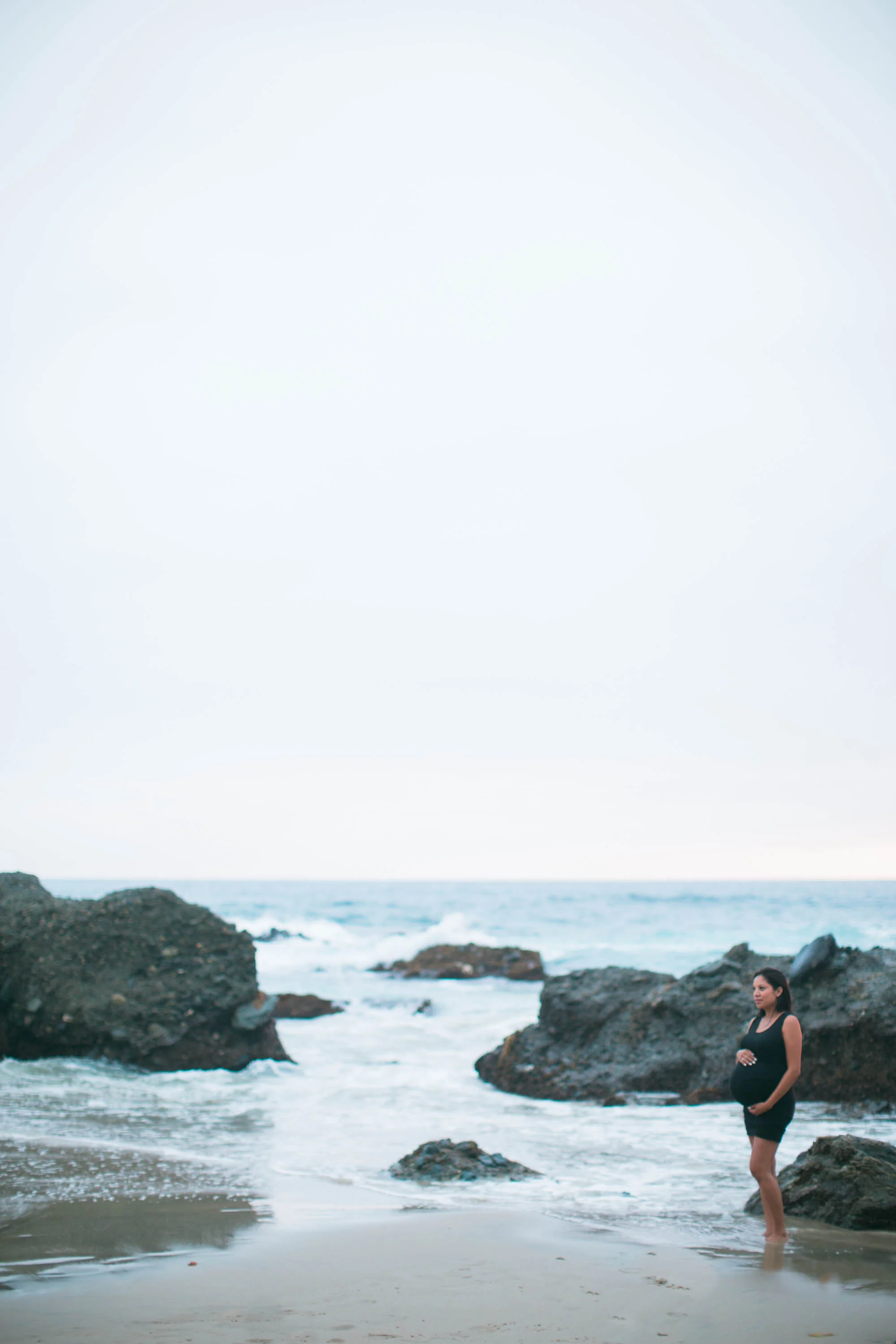 Joy_Maternity_LagunaBeach_BrandonJFerlinPhotography-64.jpg