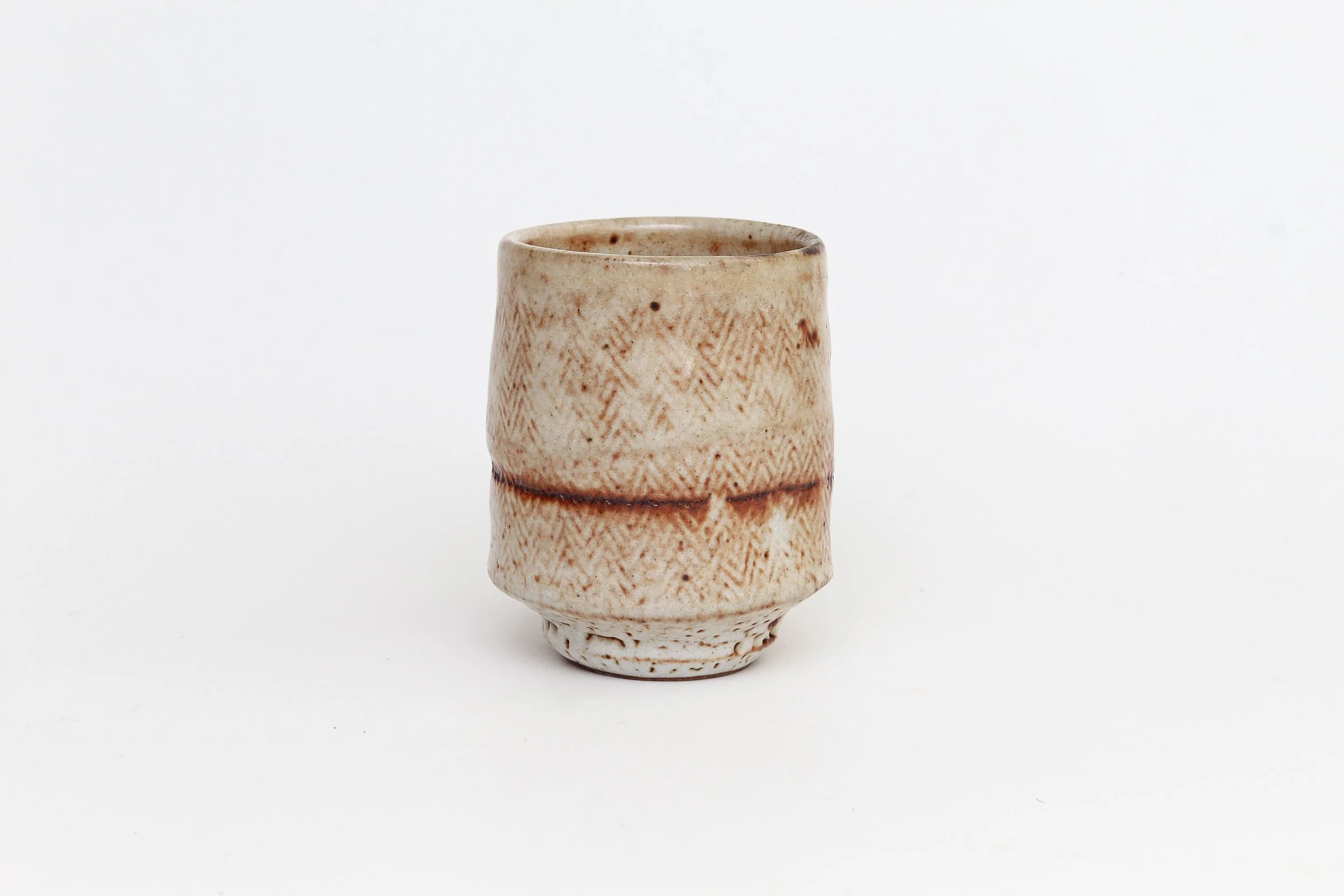 NP5878_Johnston_Yunomi II_MK_Nevica_2026_01.jpg