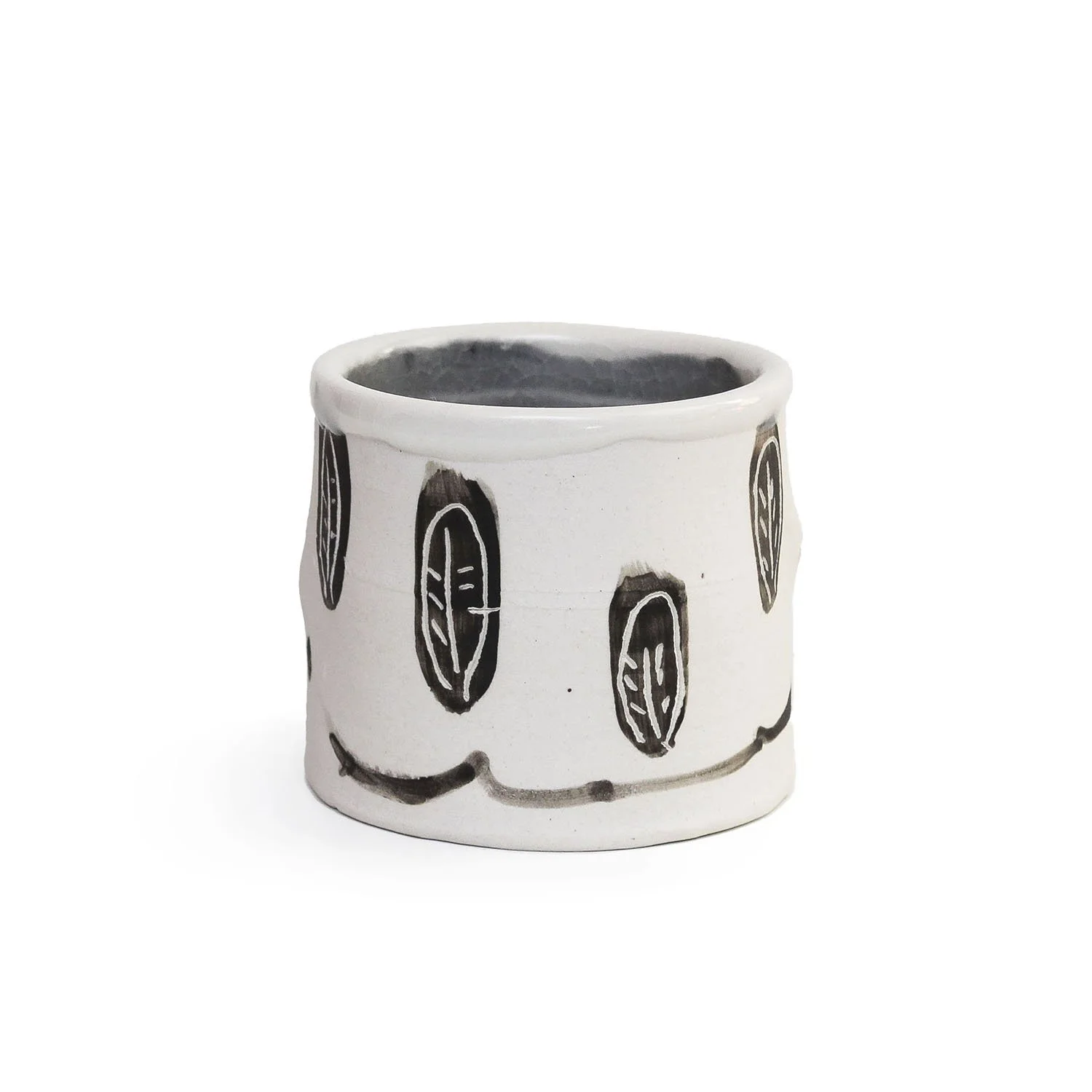 NP5894_Yamada_Face Cup With Feathers_JLNevica_2026_02_web.jpg