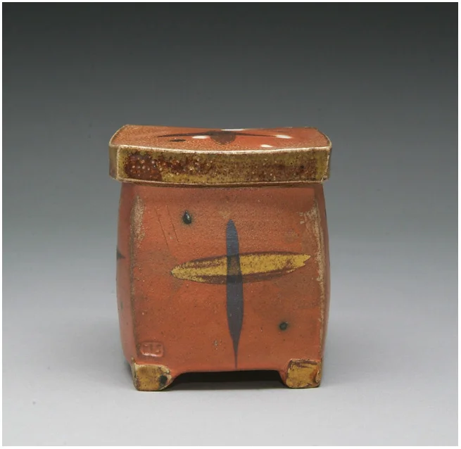 "lidded Persian jar"