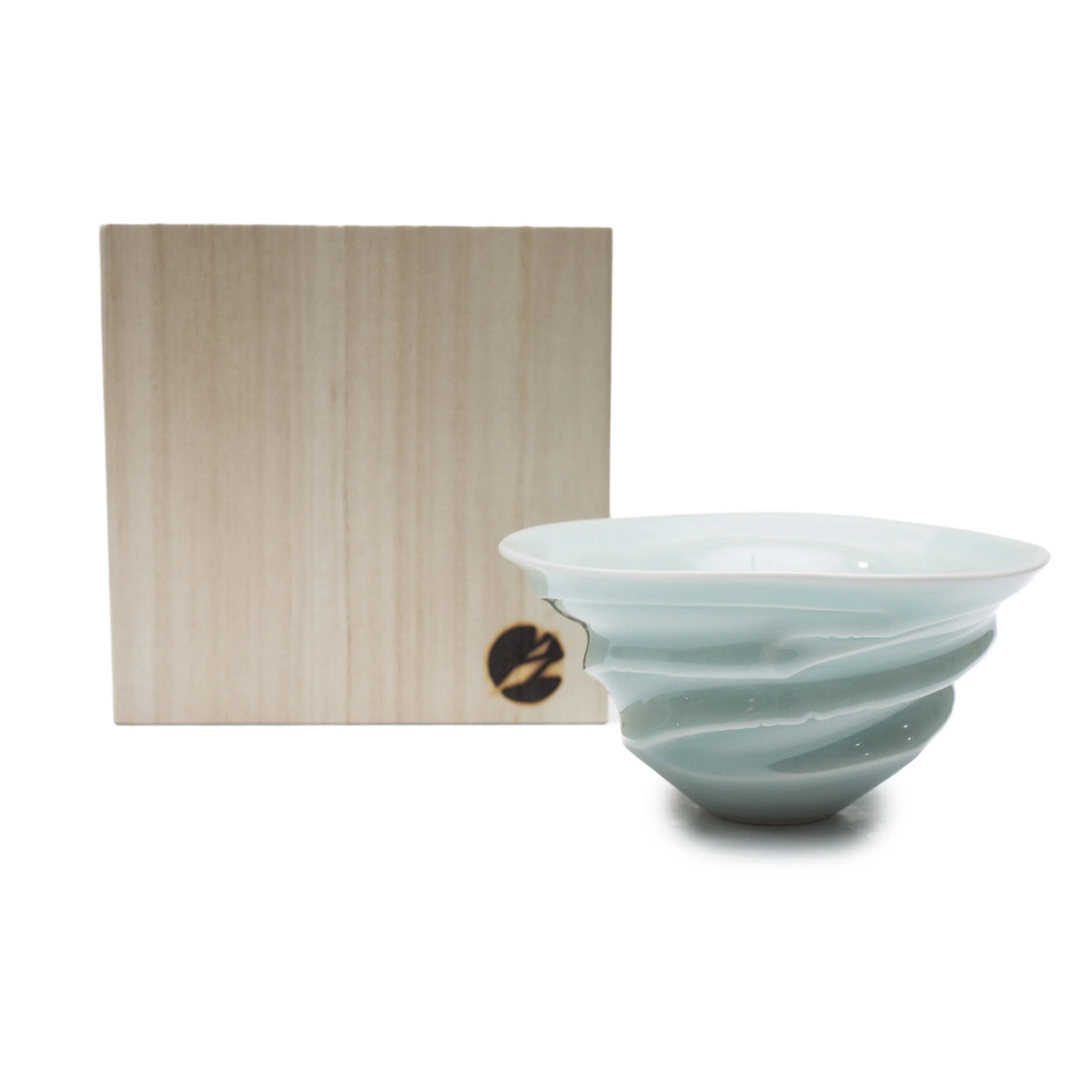 Winged Bowl (with box) 11