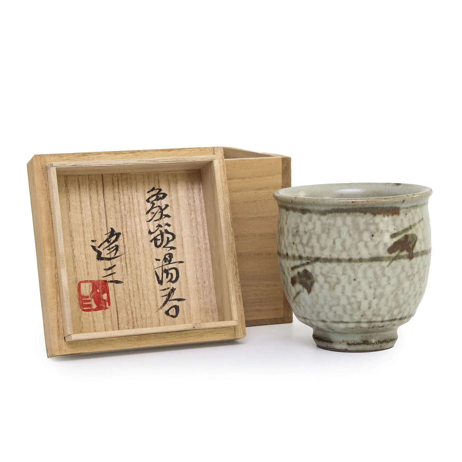 Shimaoka_Yunomi with Box_10.8.21_Nevica_02_web.jpg
