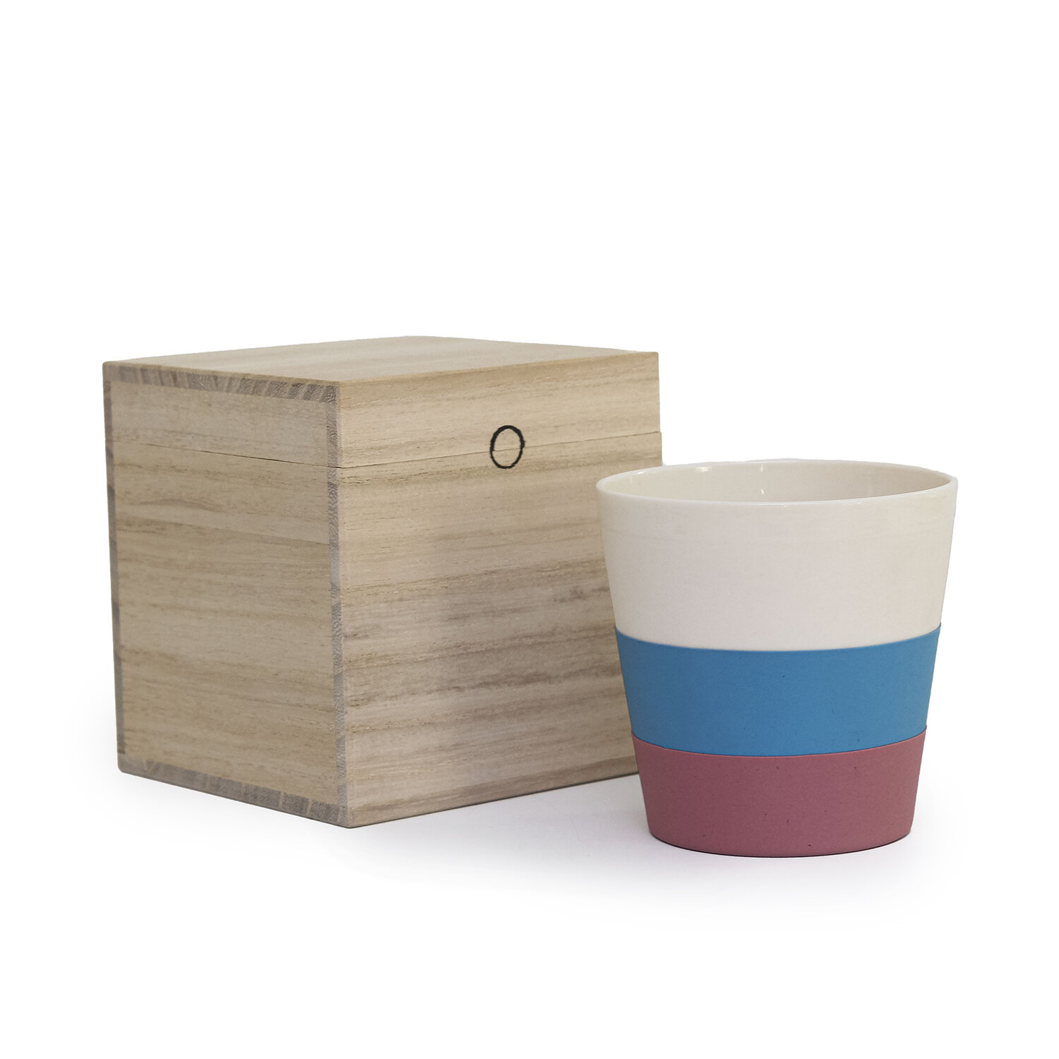 Kuwata_Striped Cup_Nevica_01_web.jpg