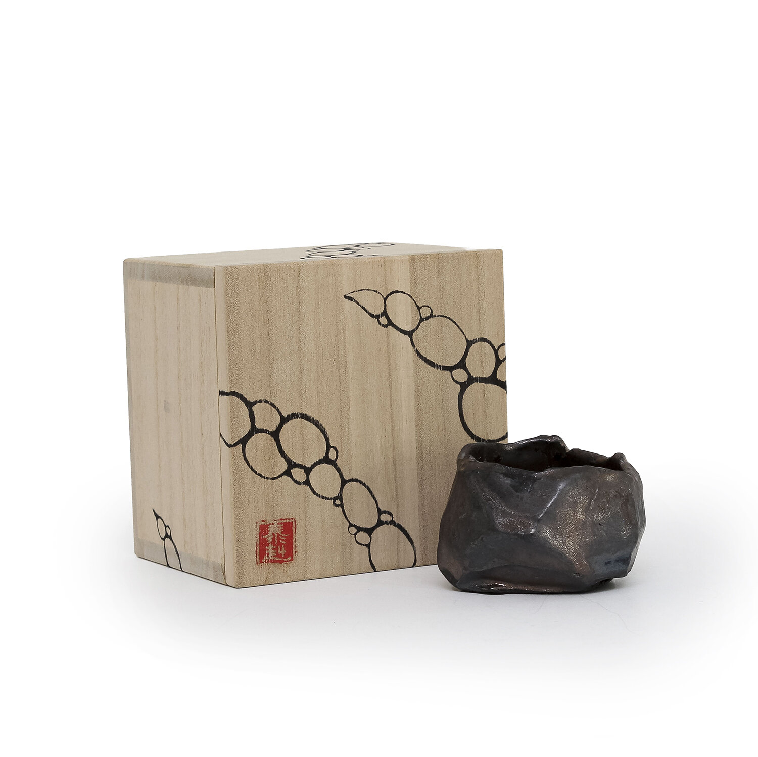 Hirotake_Guinomi w Box_Nevica_03_web.jpg