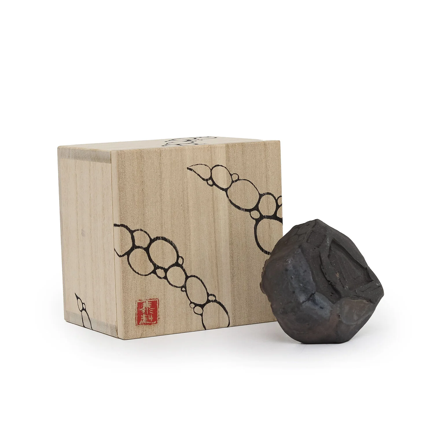 Hirotake_Guinomi w Box_Nevica_05_web.jpg