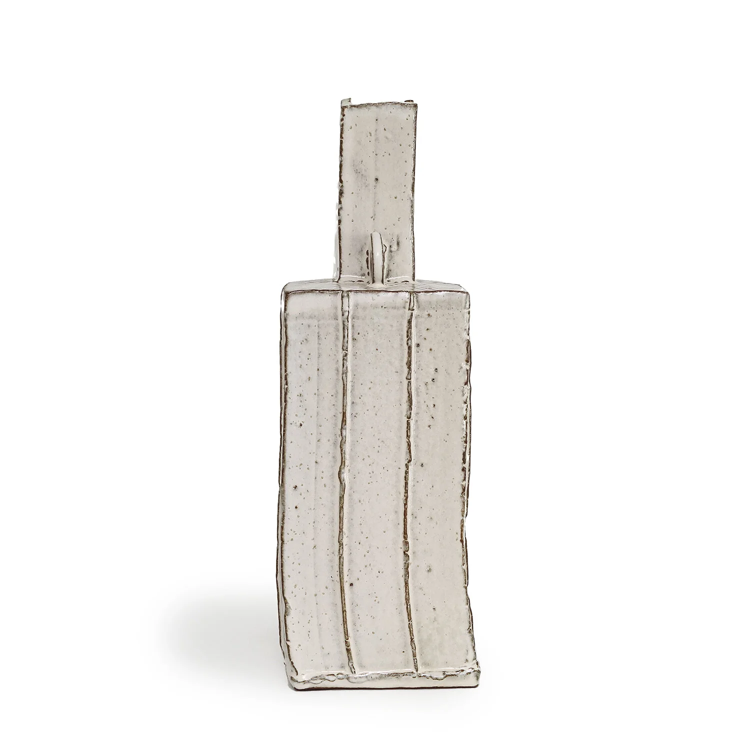 Casebeer_White Vase_Nevica_02_web.jpg