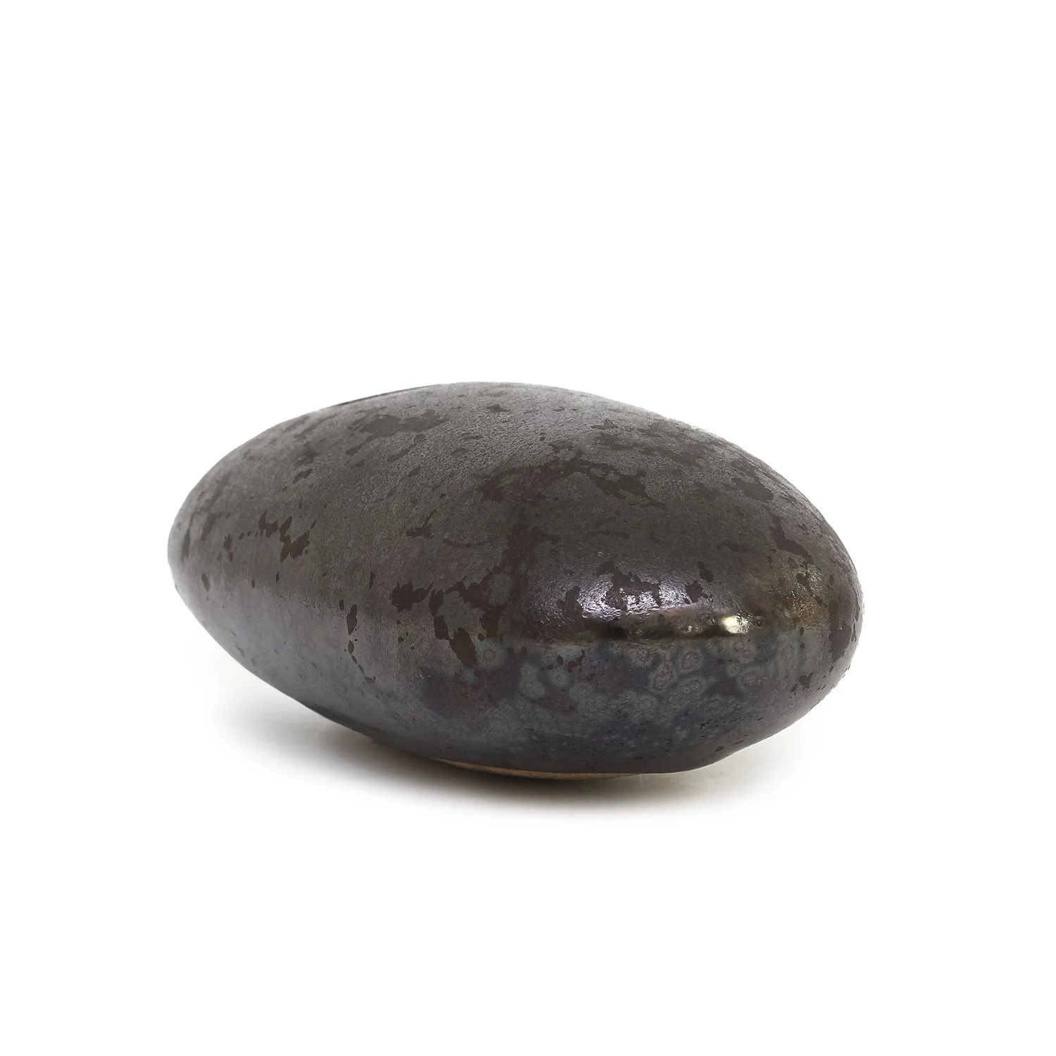 Shaner_Black Pillow Pot_Nevica_02_web.jpg
