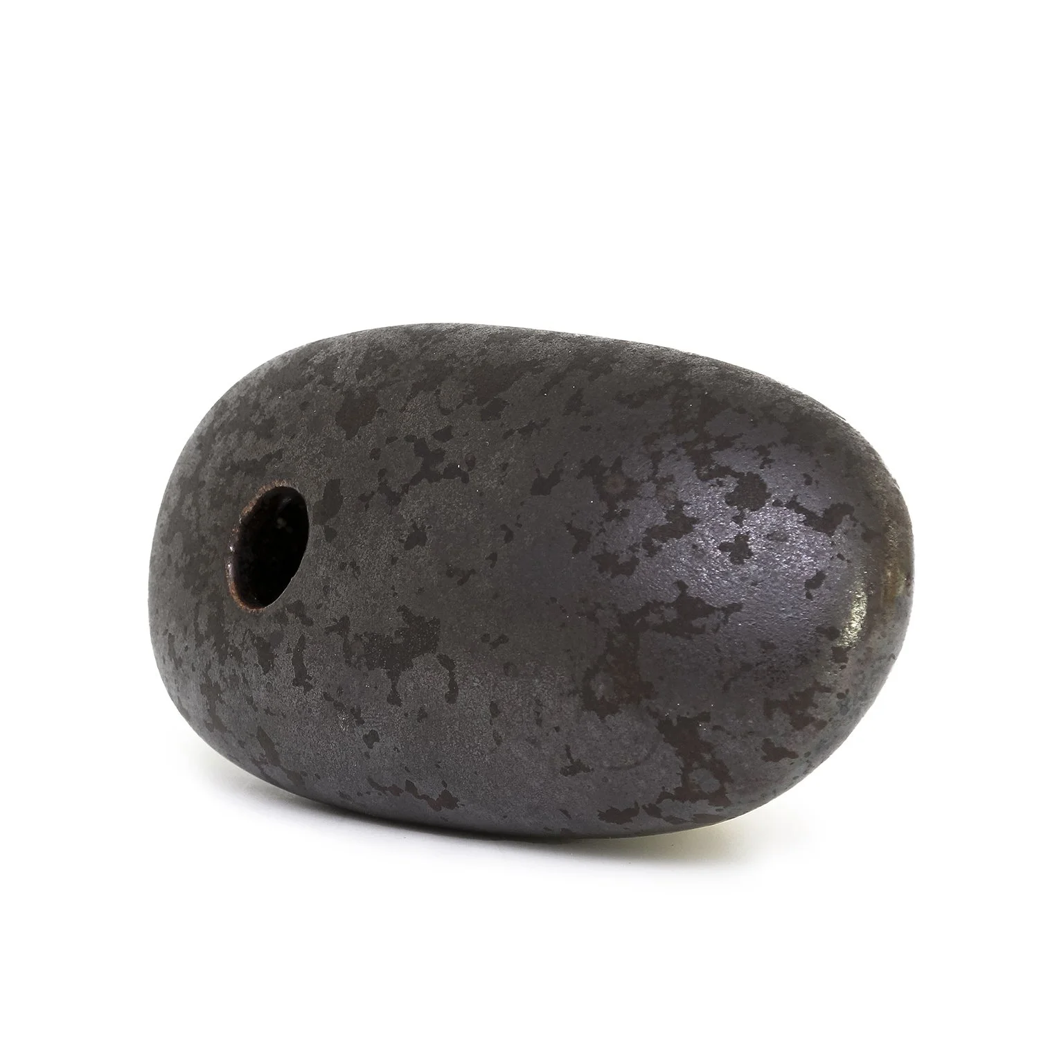 Shaner_Black Pillow Pot_Nevica_06_web.jpg