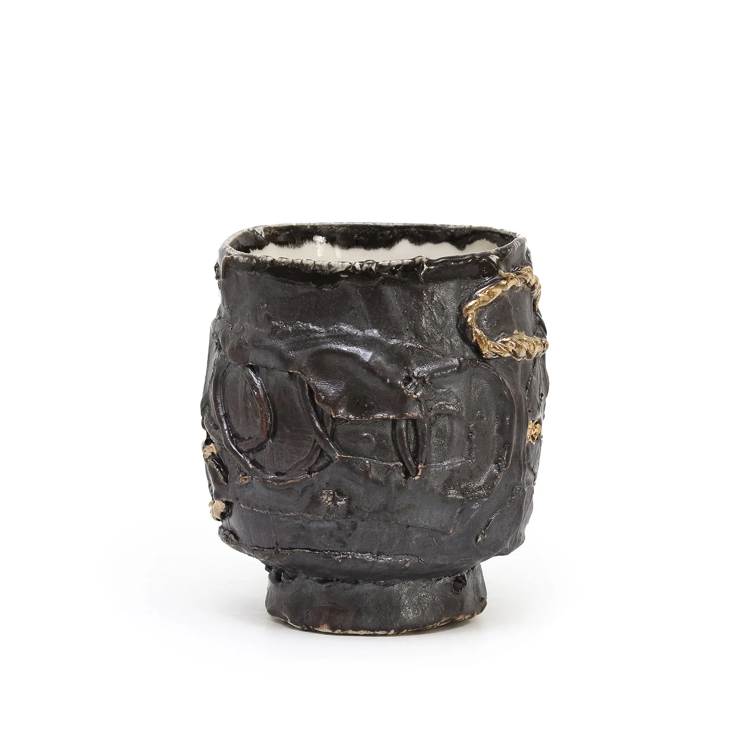 Saupe_Black Yunomi w_ Gold_Nevica_03_web.jpg