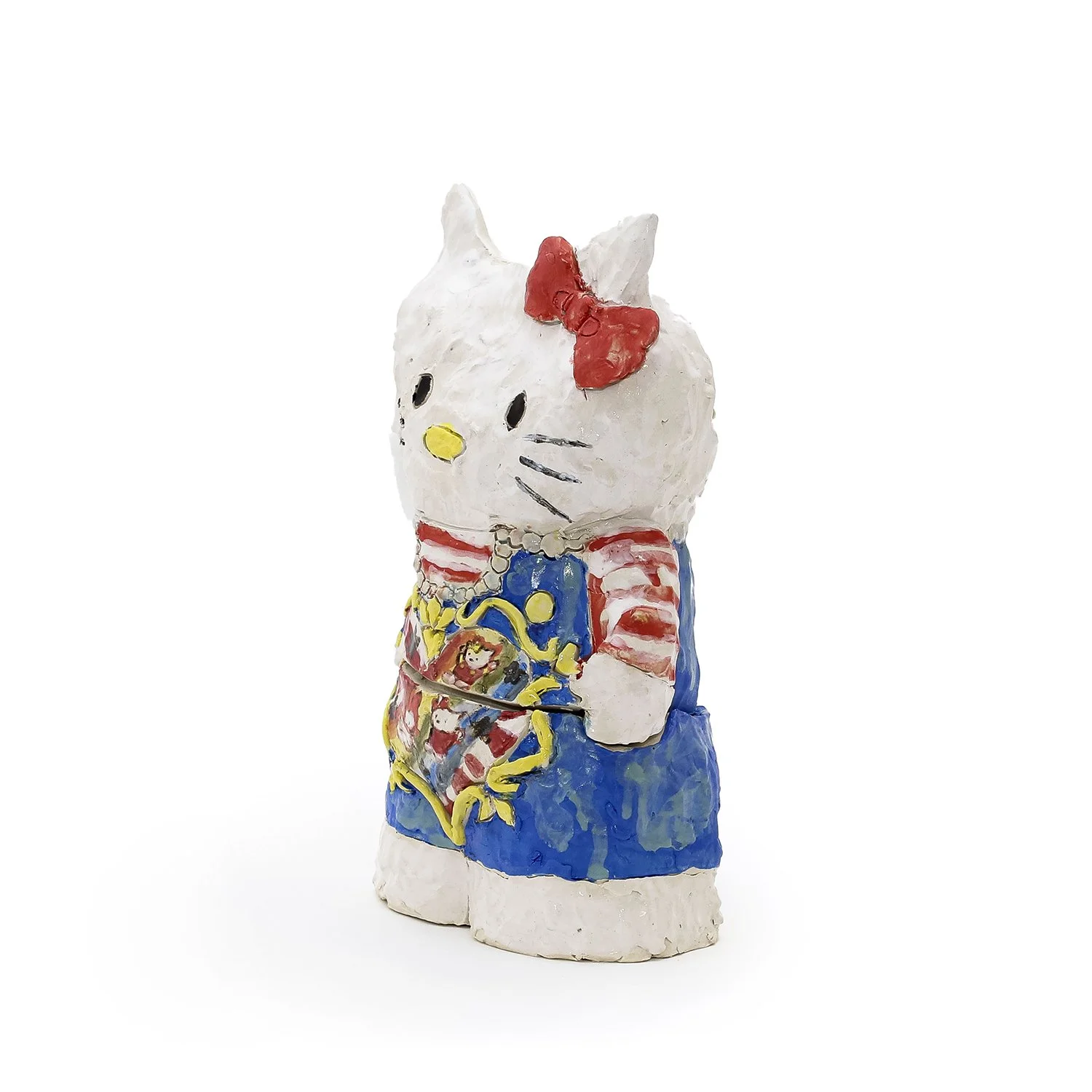 Yong Beck_Hello Kitty Urn_Nevica_05_web.jpg