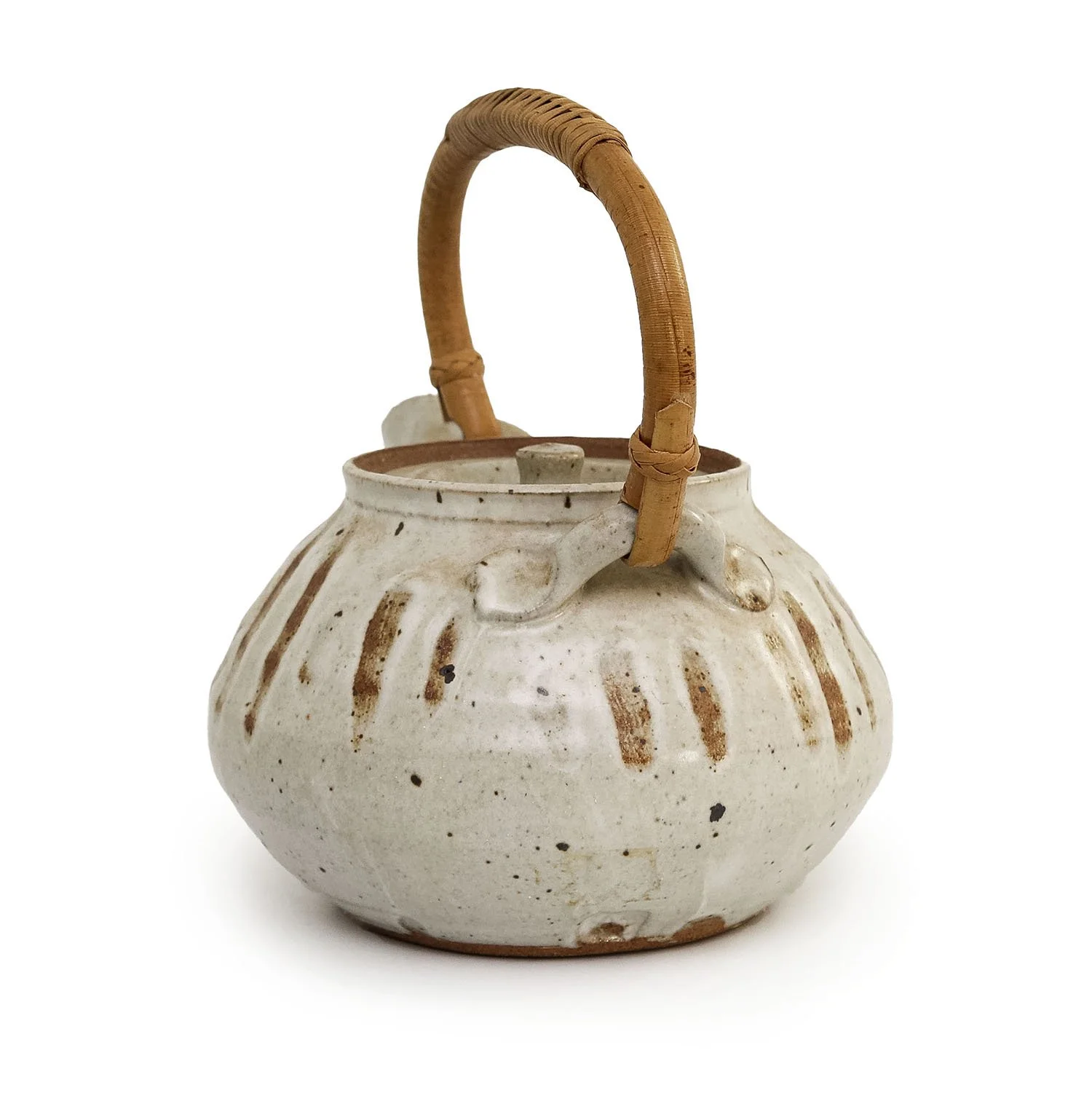 MacKenzie_White Finger Swipe Teapot_NP3419_Nevica_02_web.jpg