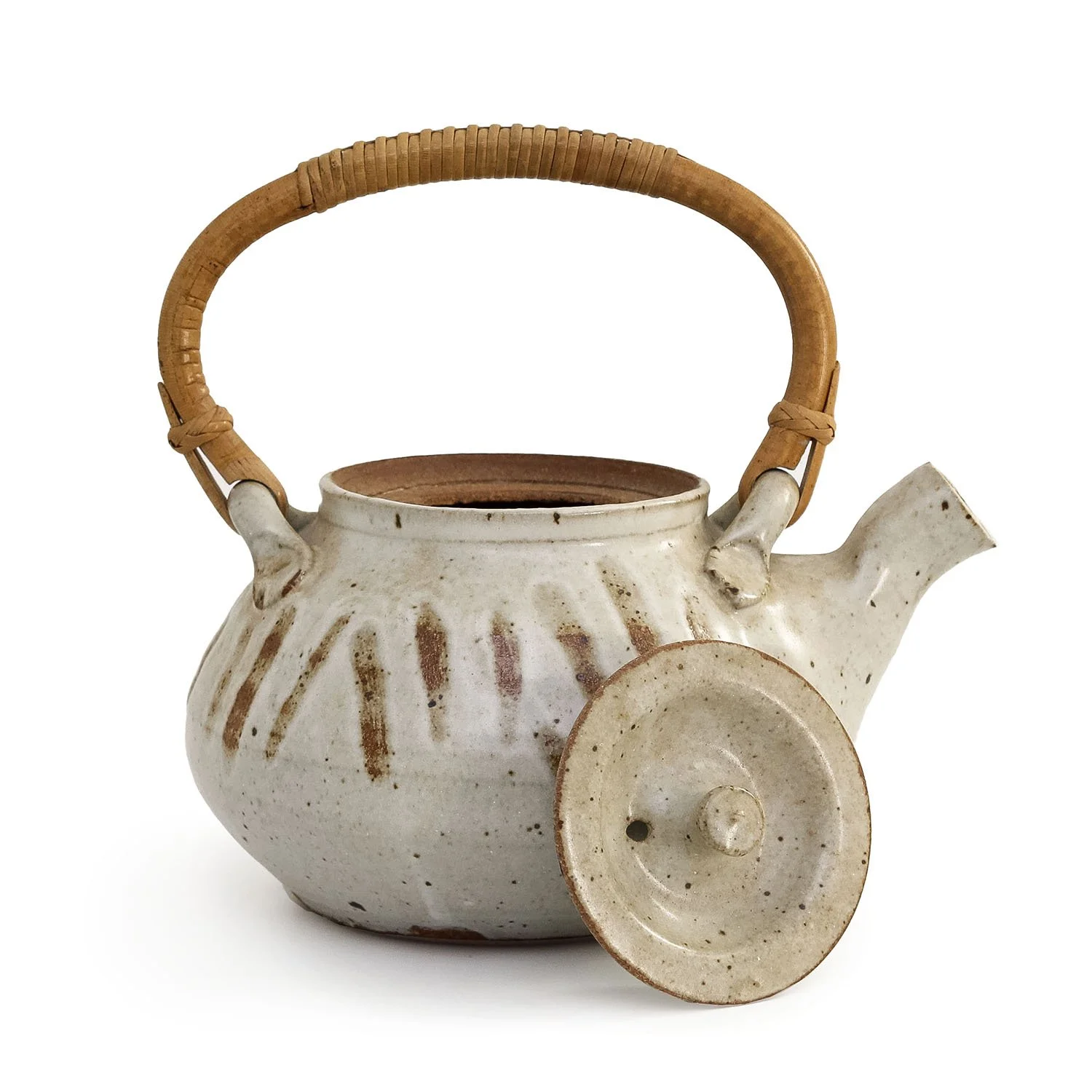 MacKenzie_White Finger Swipe Teapot_NP3419_Nevica_07_web.jpg
