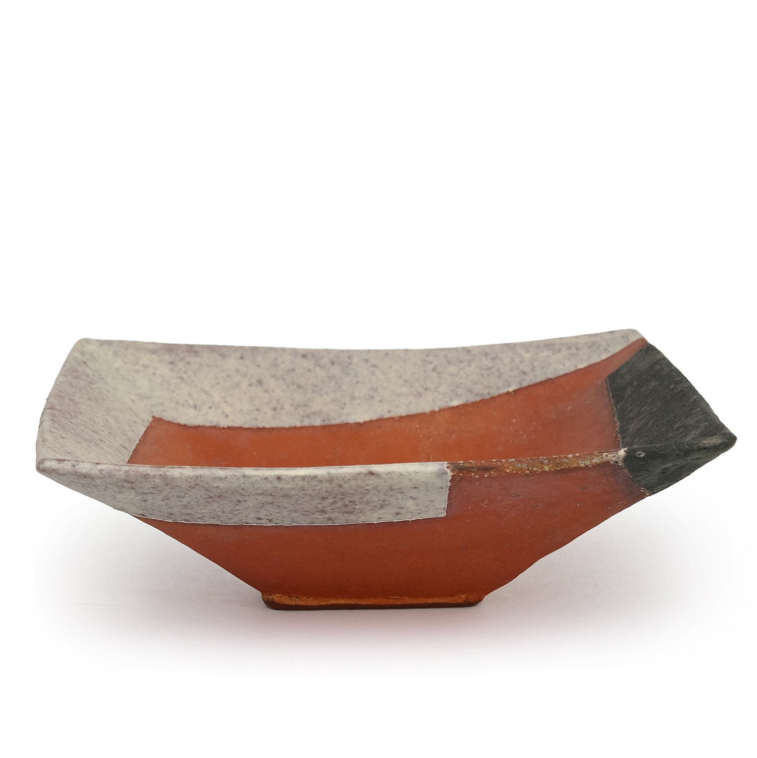 Pharis_Square Dish I_NP3442_Nevica_02_web.jpg