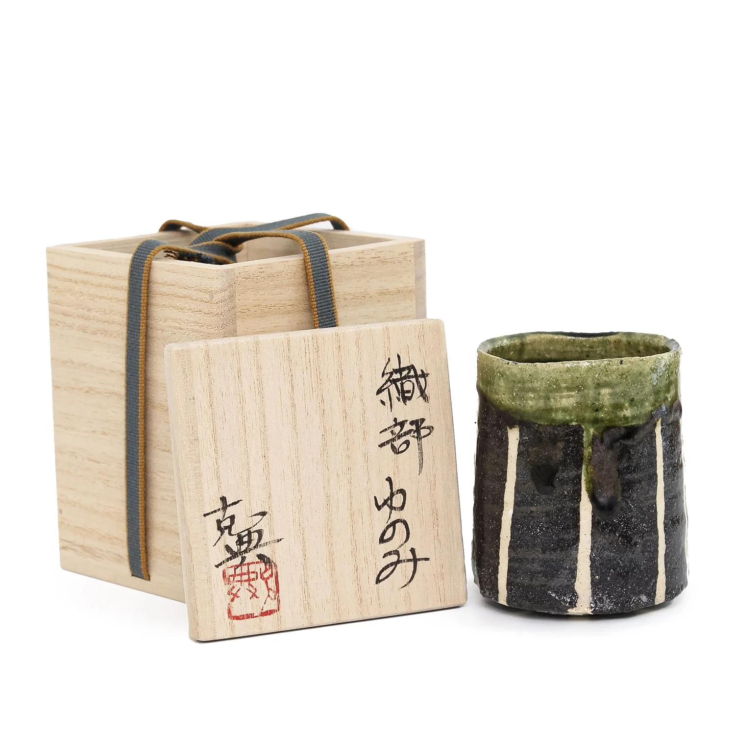 Oribe Yunomi with Signed Box I (INV# NP3529)