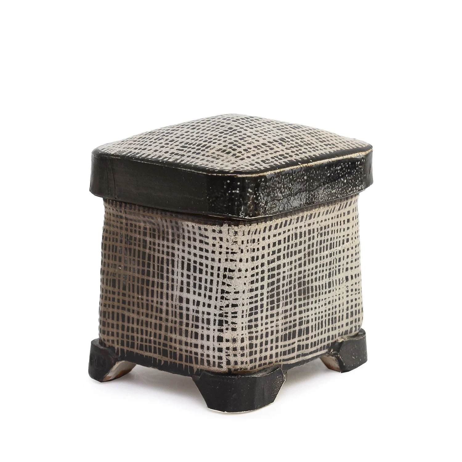 Simon_Small Checked Persian Jar _NP3648_Nevica_02_web.jpg