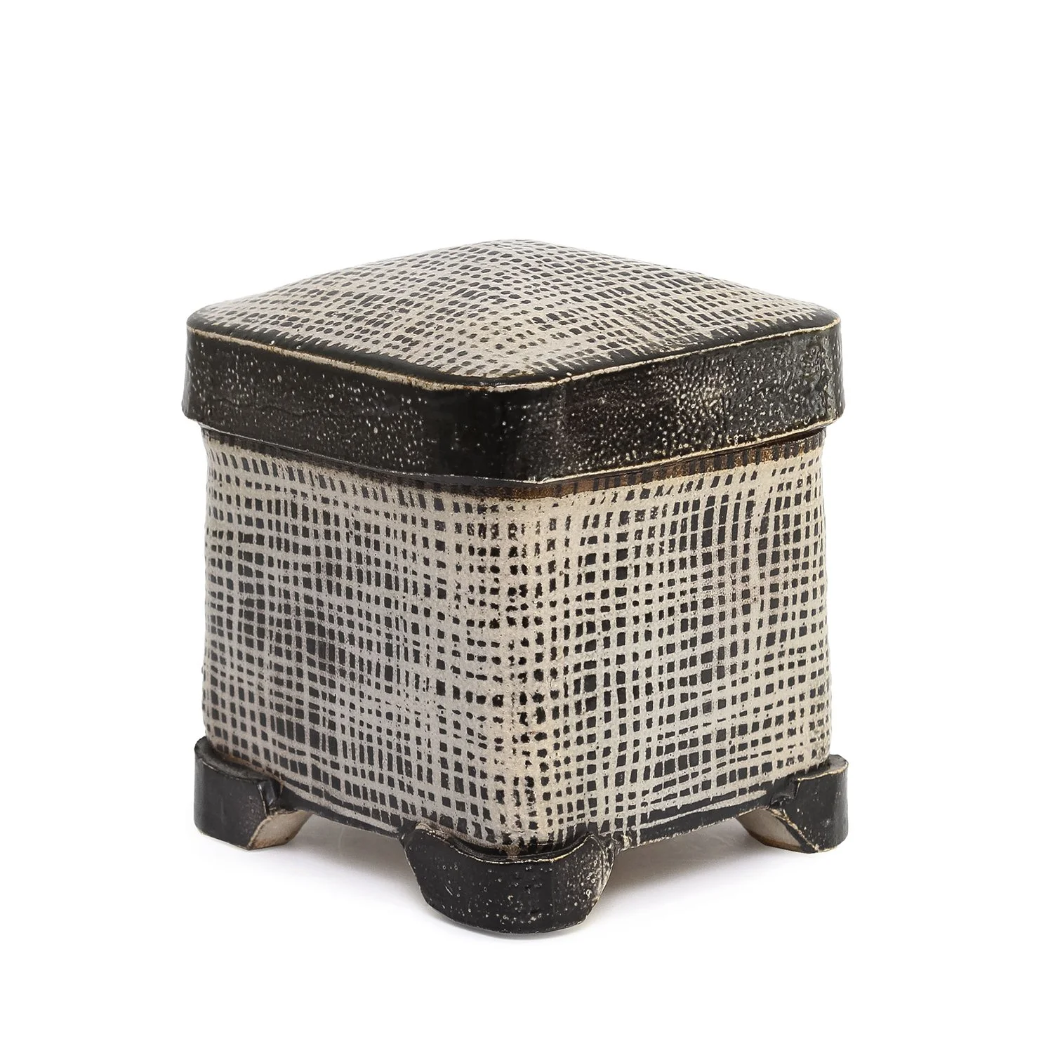Simon_Small Checked Persian Jar _NP3648_Nevica_04_web.jpg