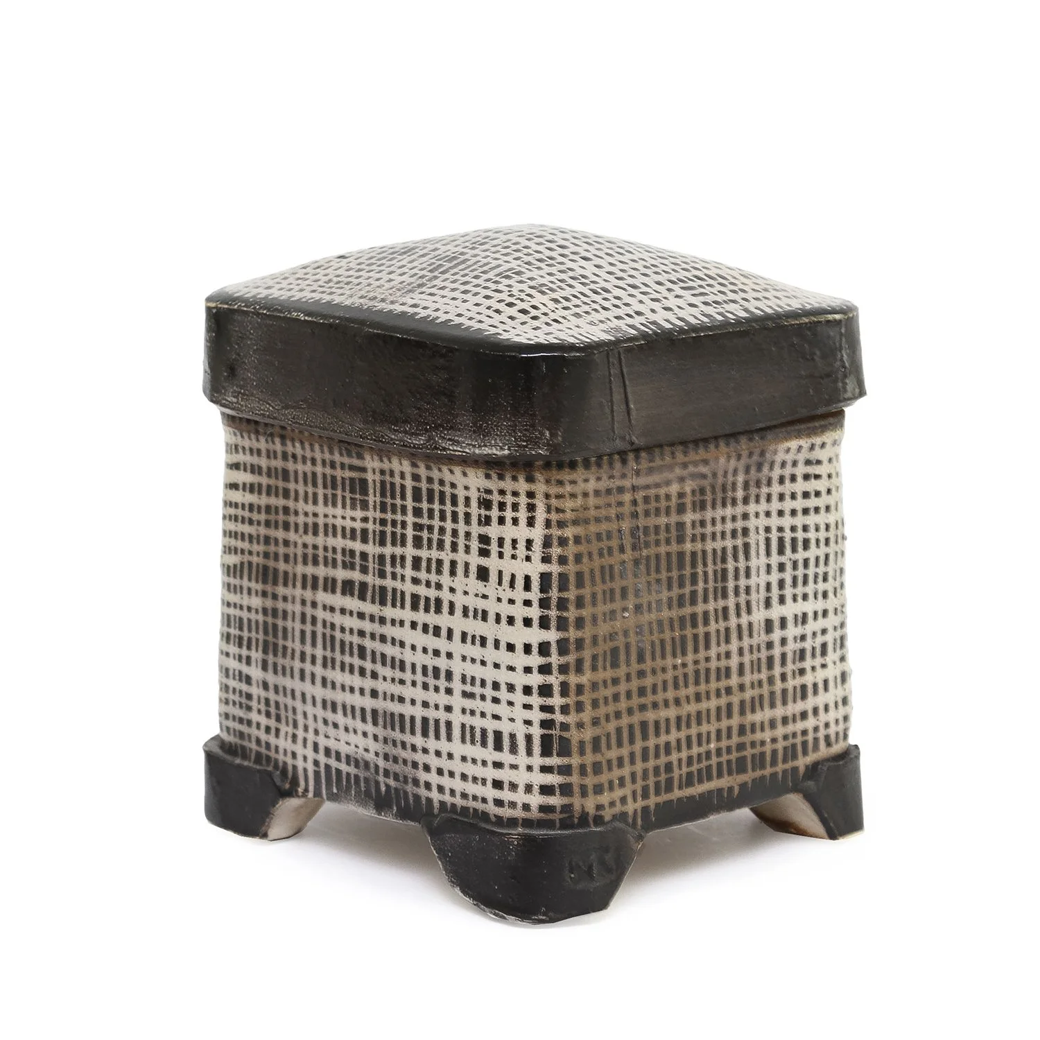 Simon_Small Checked Persian Jar _NP3648_Nevica_08_web.jpg