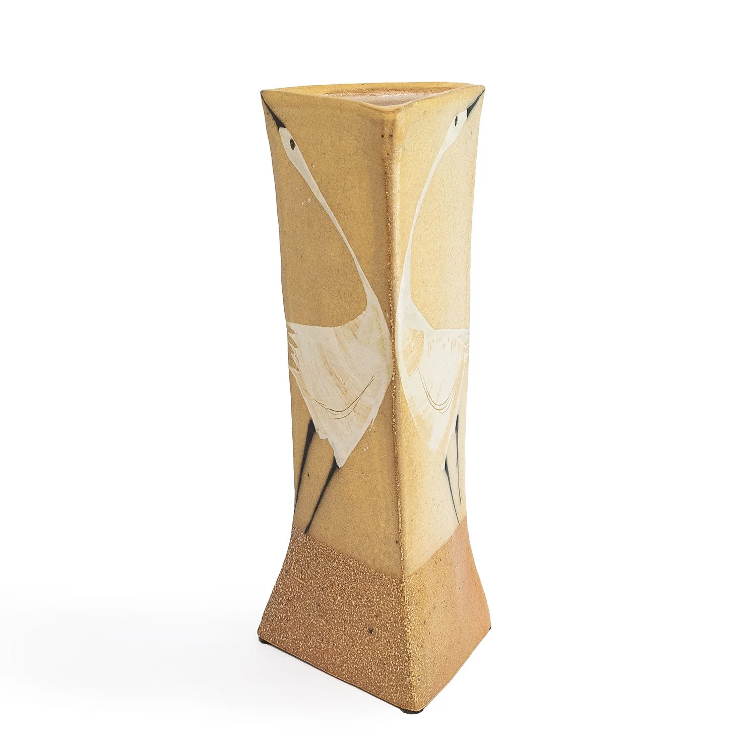 Simon_Goose Triangular Vase_NP3687_JM_Nevica_04_web.jpg