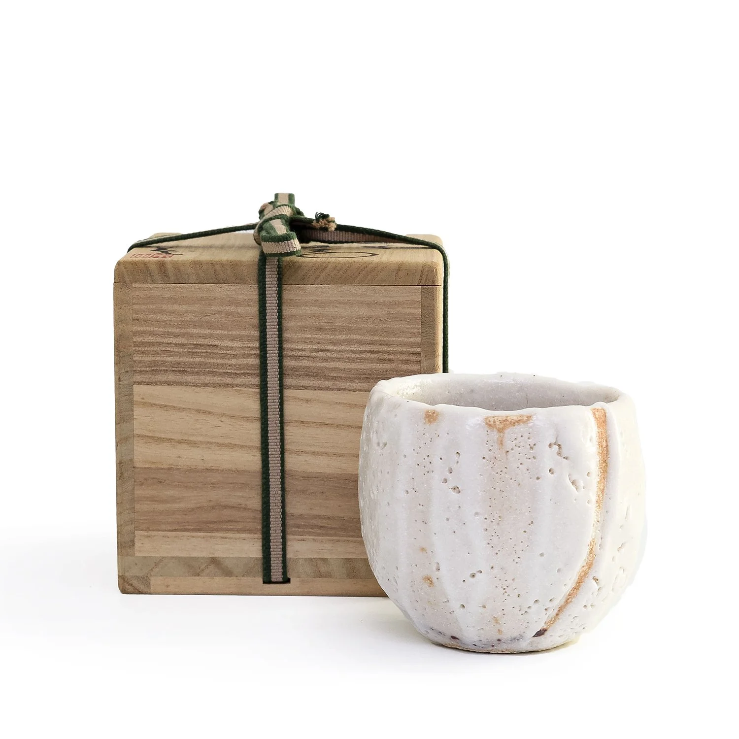Saupe_Rare Shino Teacup_NP3713_Nevica_07_web.jpg