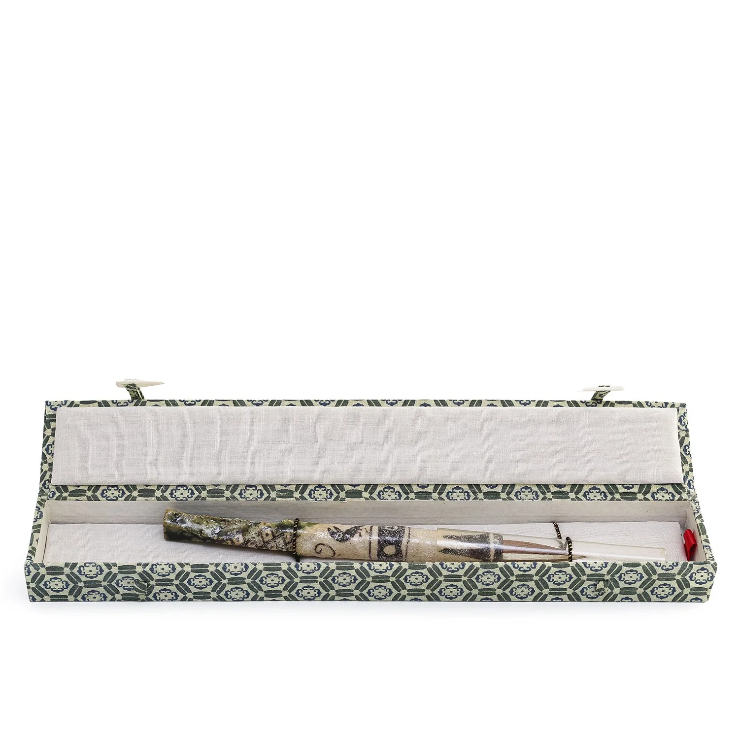 Goro_Rare Oribe Raven Paintbrush_NP3736_Nevica_01_web.jpg