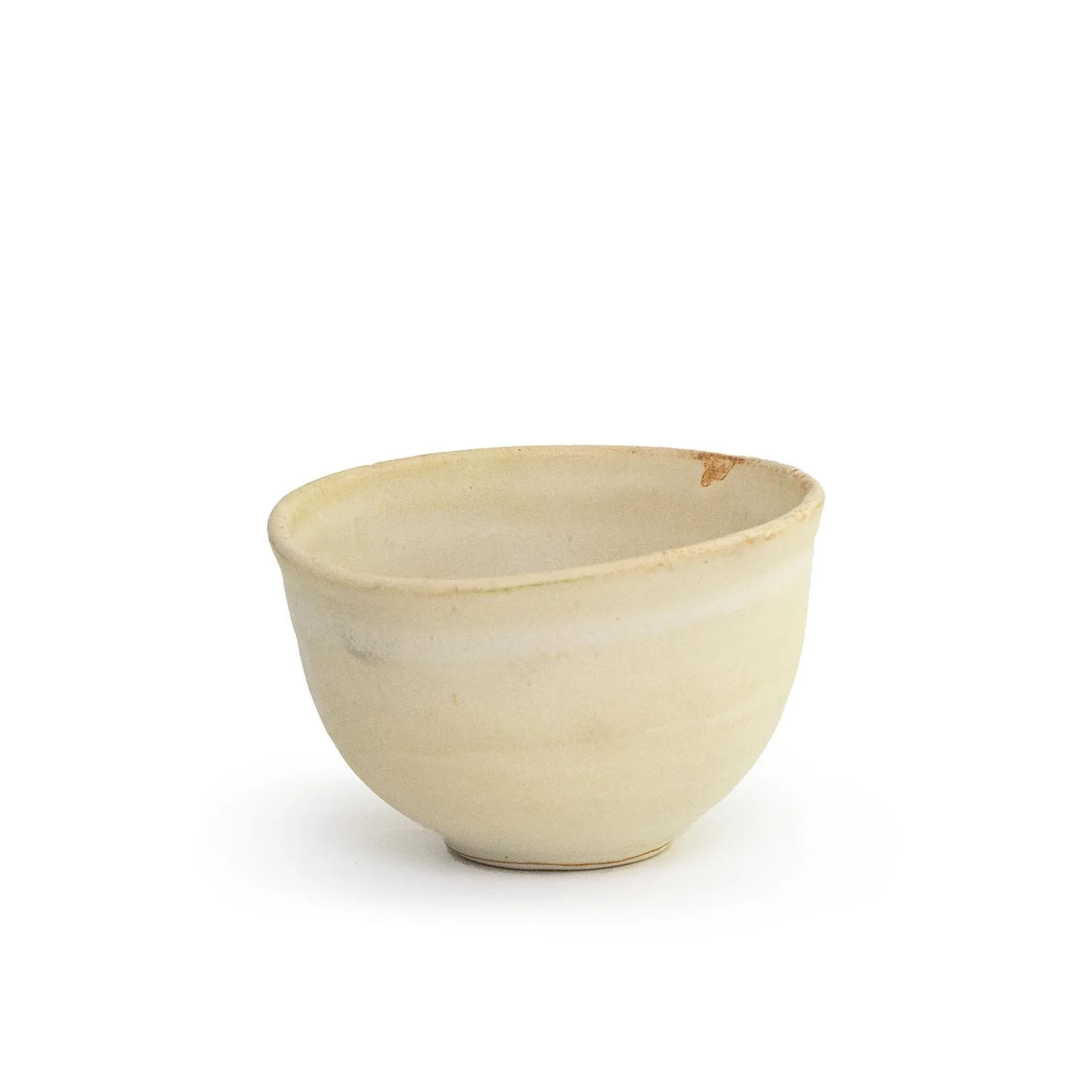 Takaezu_Cream Bowl_NP3885_FI_Nevica_02_web.jpg