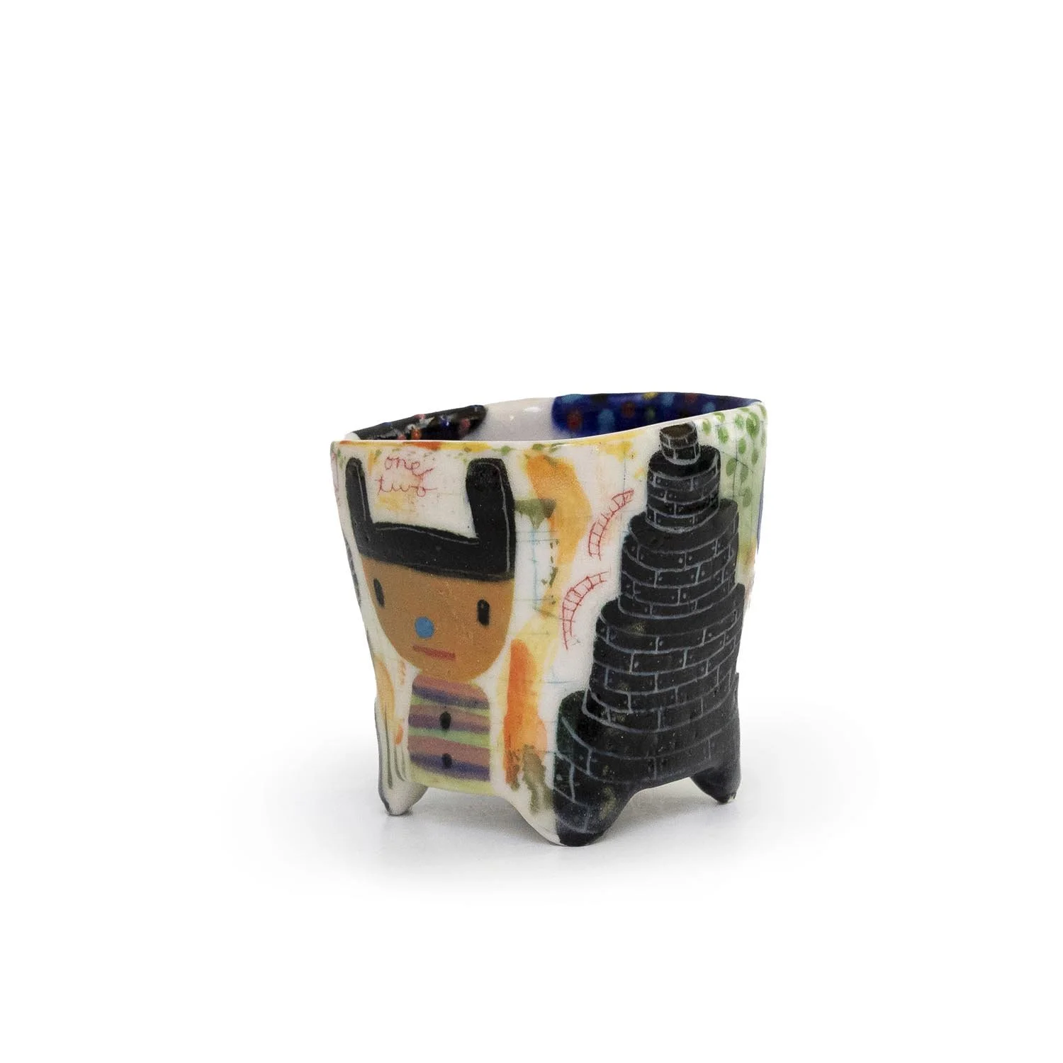 NP3911_Snipes_Square Footed Cup_FI_Nevica_03_web.jpg