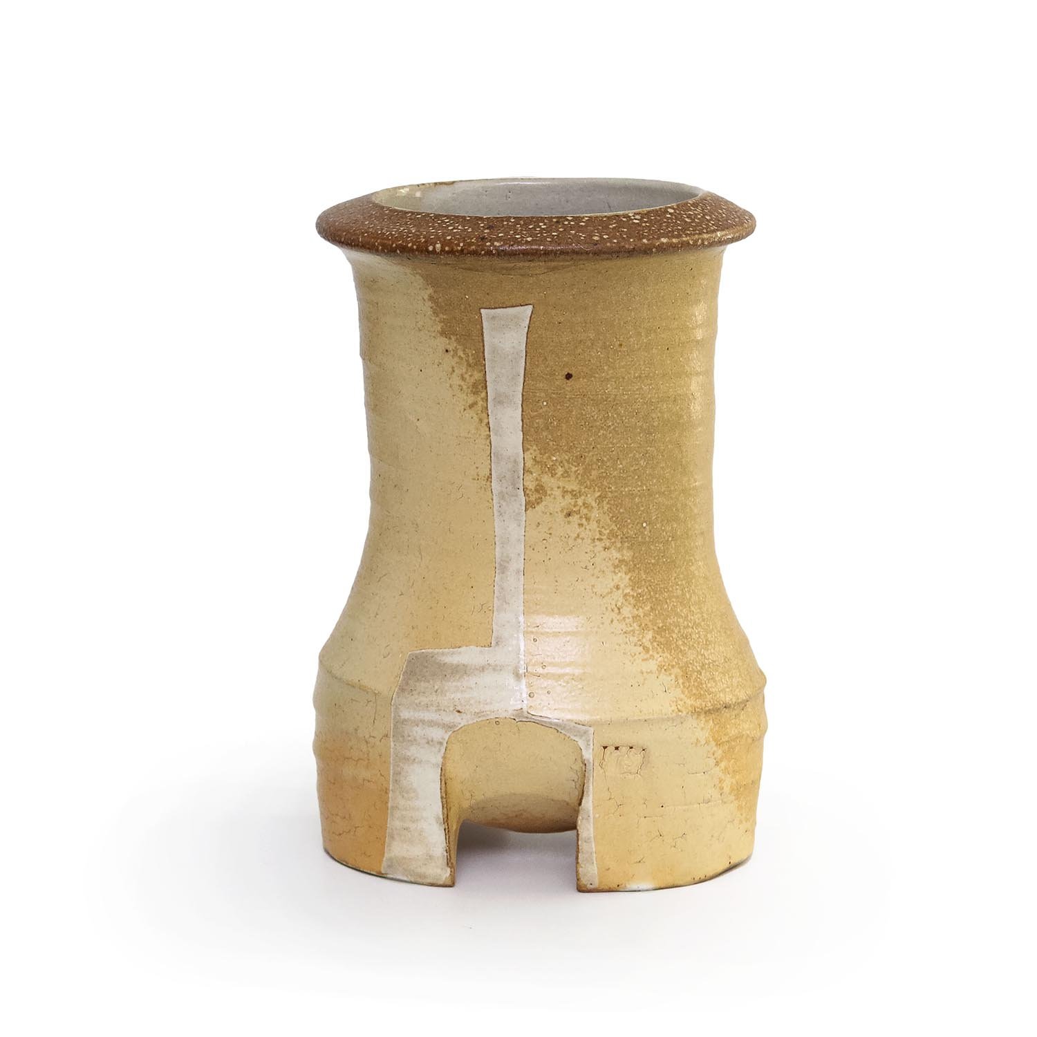 NP3935_Simon_Oval Footed Vase_JL_Nevica_03_web.jpg