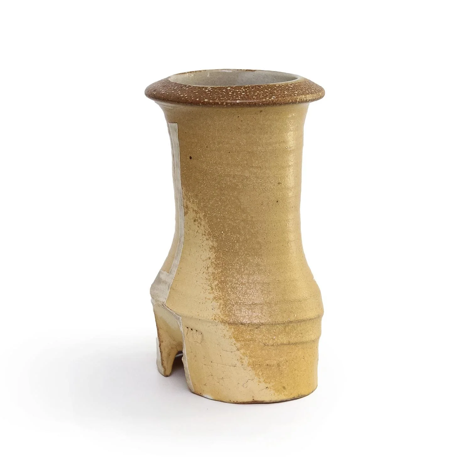NP3935_Simon_Oval Footed Vase_JL_Nevica_04_web.jpg