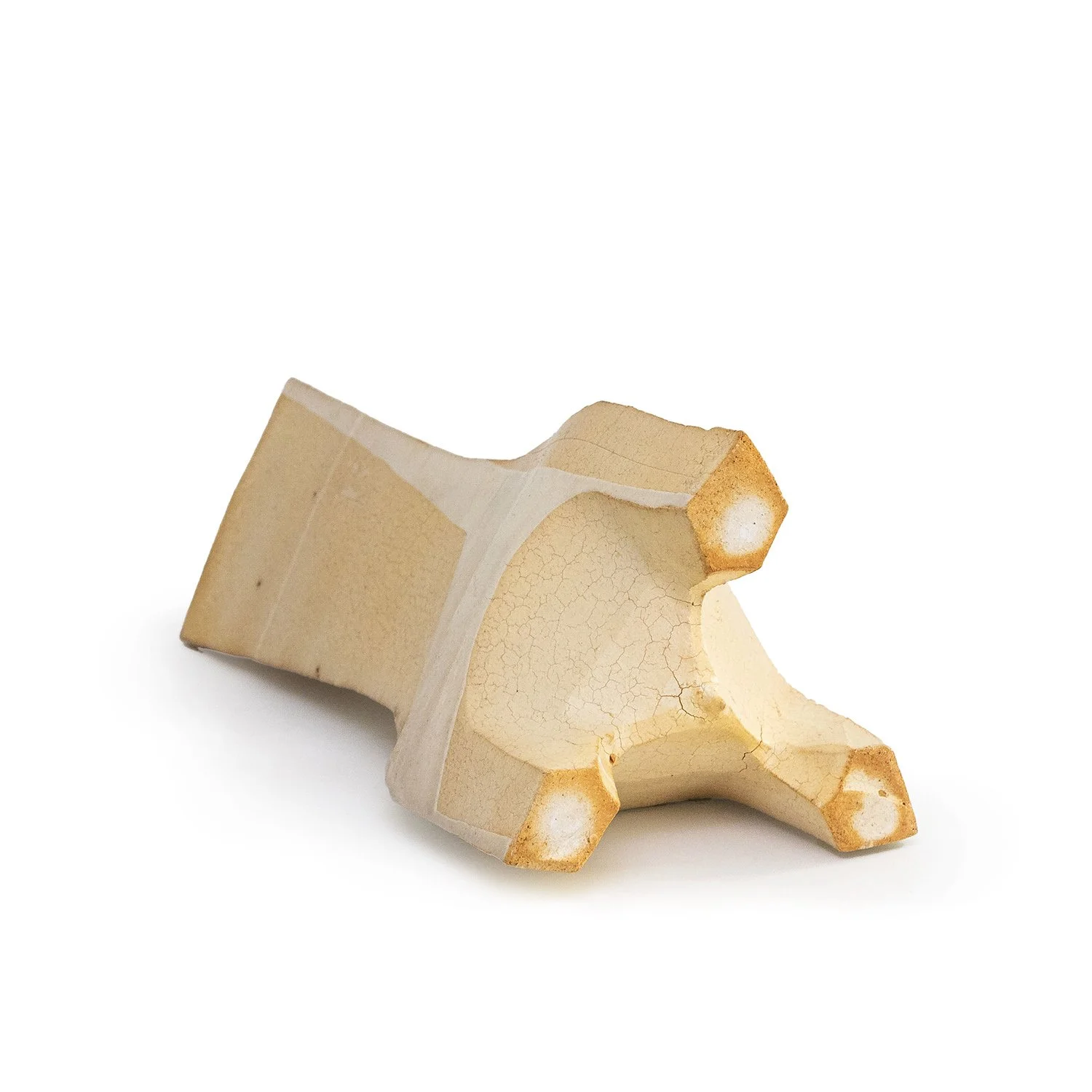 NP3933_Simon_Triangular Vase_JL_Nevica_06_web.jpg