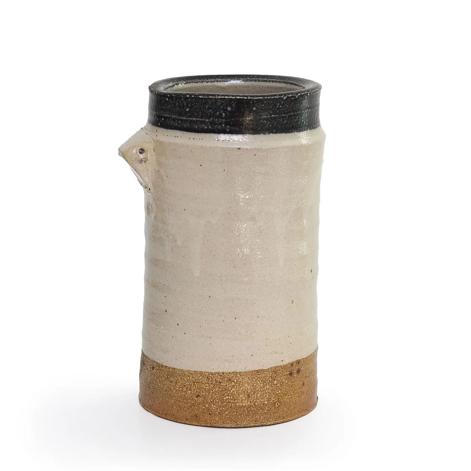 NP3957_Simon_Rare Vase with Black Rim_JL_Nevica_01_web.jpg