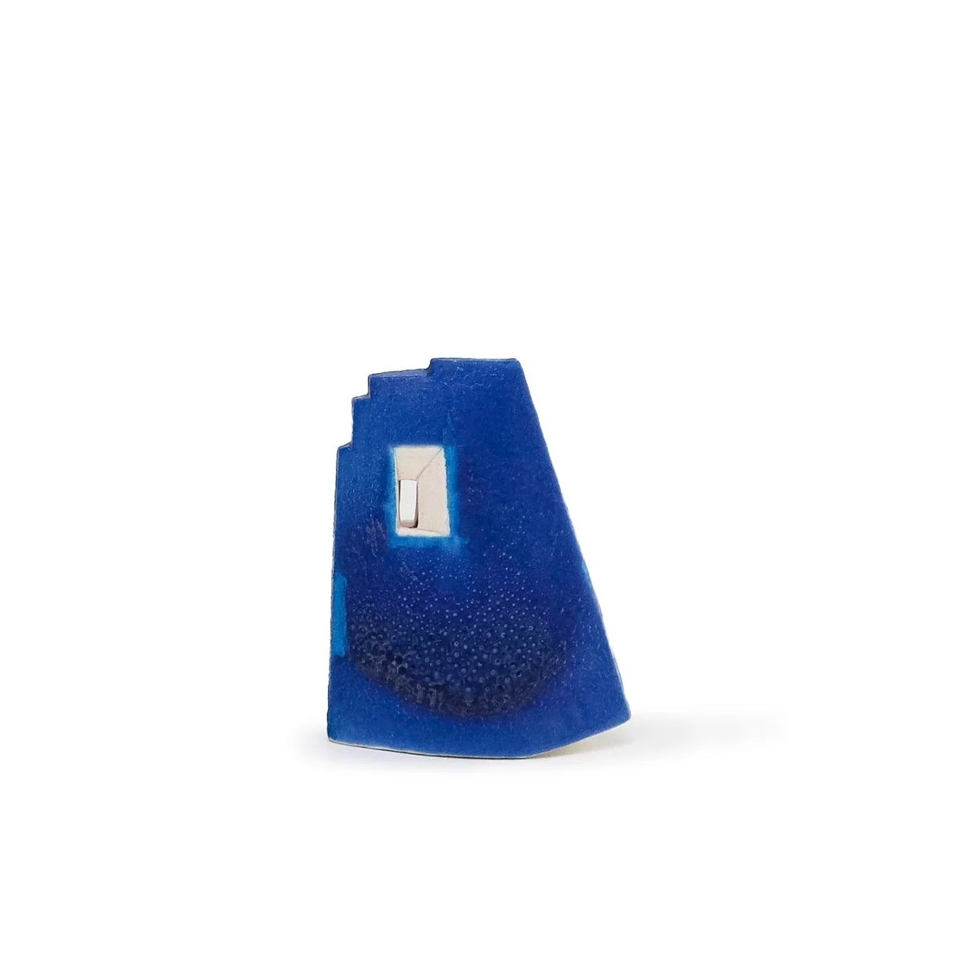 NP4003_Ku%C5%8D_Untitled+Blue+Maquette_Nevica_01_web.jpg