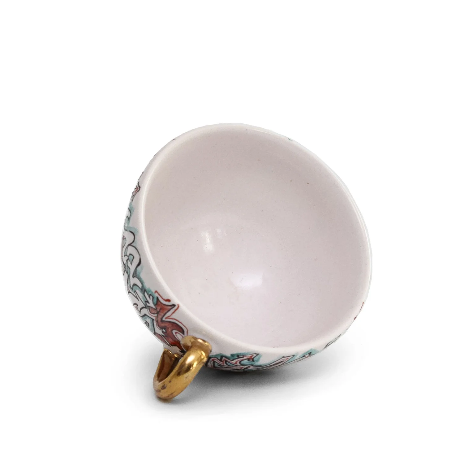 NP3983_Lugo_Graffiti Teacup w_ Luster_Nevica_05_web.jpg
