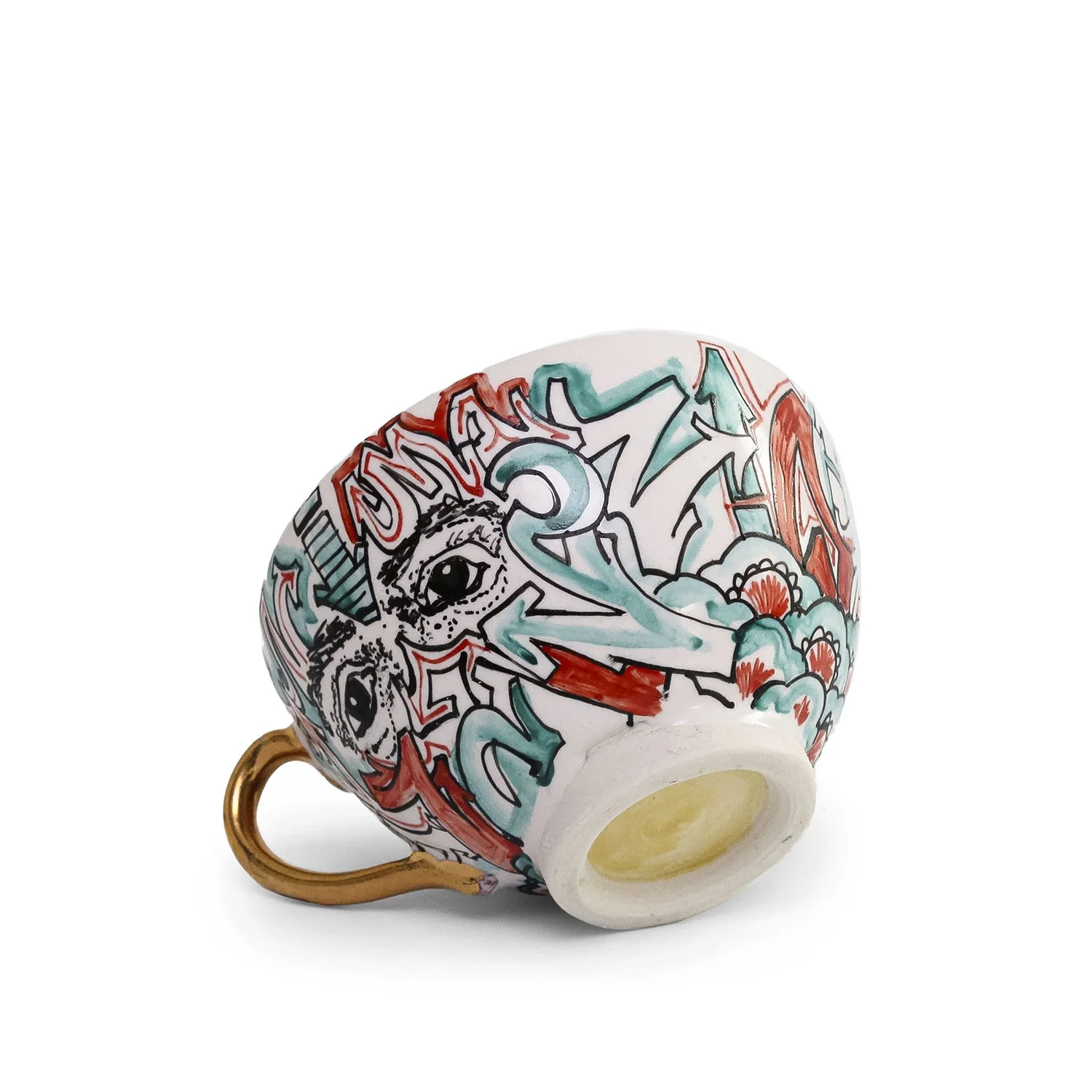 NP3983_Lugo_Graffiti Teacup w_ Luster_Nevica_06_web.jpg