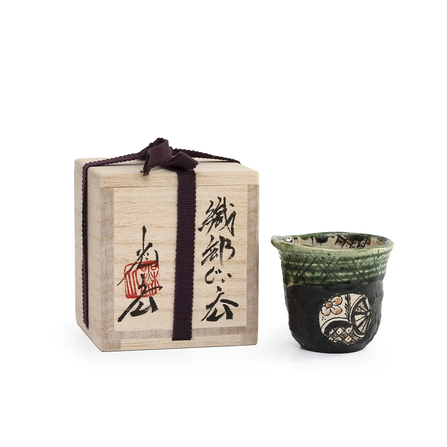 NP5029_Ikeda_Cow Guinomi_Nevica_02_web.jpg