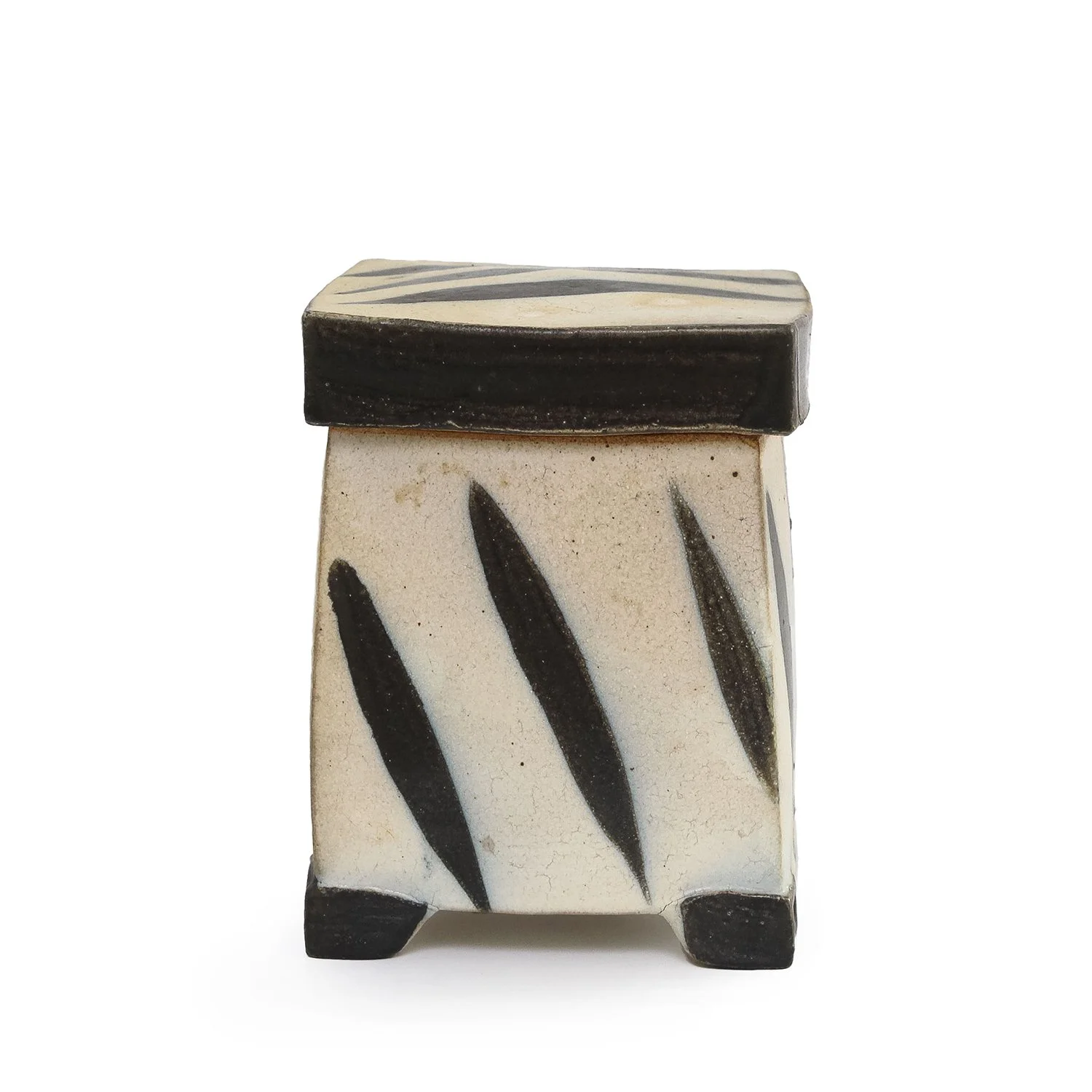 NP5050_Simon_Striped Persian Box_IB_Nevica_02_web.jpg