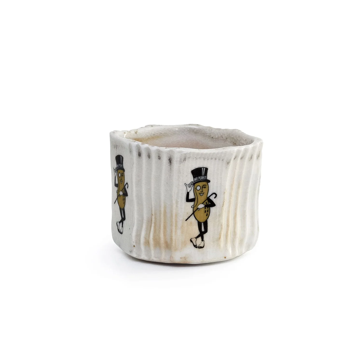 NP5059_Anderson_Mr. Peanut Teacup_JL_Nevica_03_web.jpg