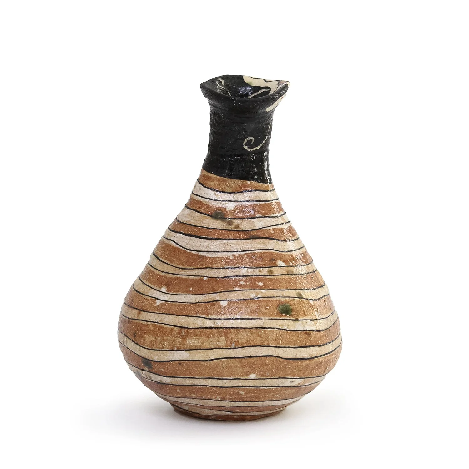 NP5089__Ikeda_Sake Pourer with Signed Box_Nevica_04_web.jpg