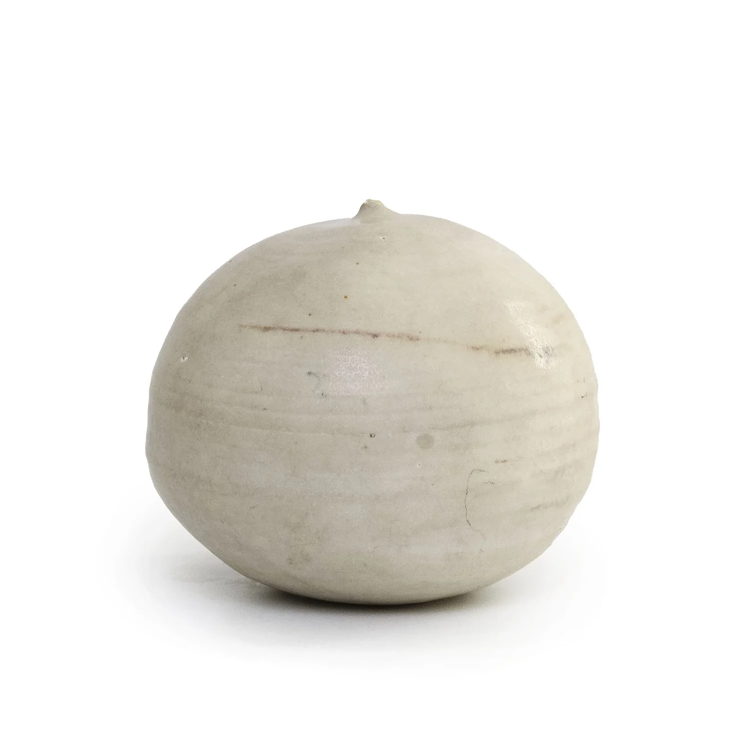 NP5038_Takaezu_White Closed Form_JL_Nevica_05_web.jpg