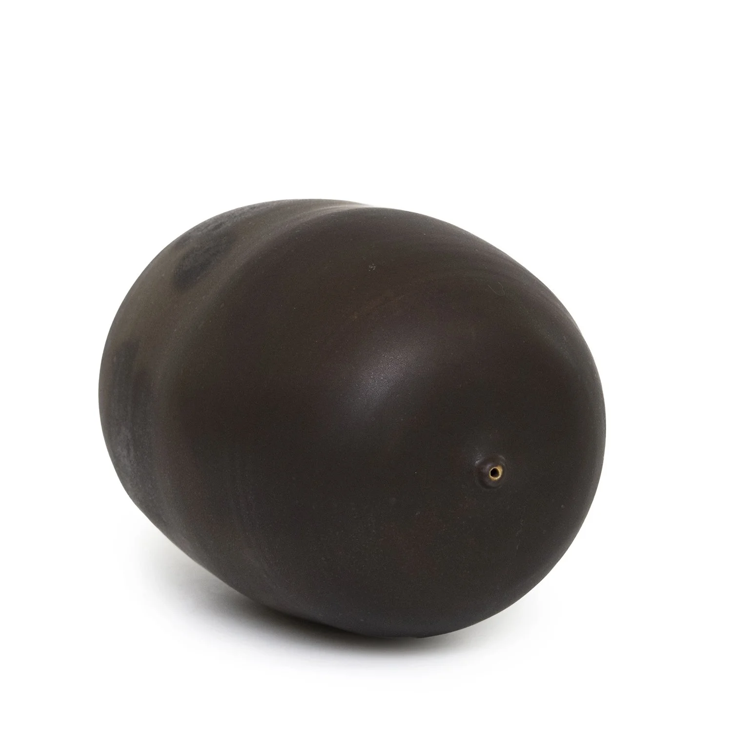 NP5096_Takaezu_Black Closed Form_BF_Nevica_06_web.jpg