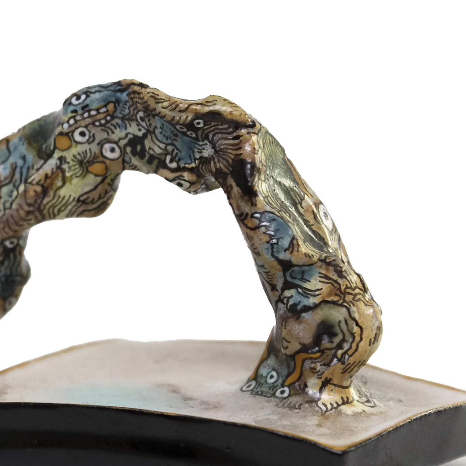 NP5085_Yura_Creature Sculpture I Long_Nevica_12_web.jpg