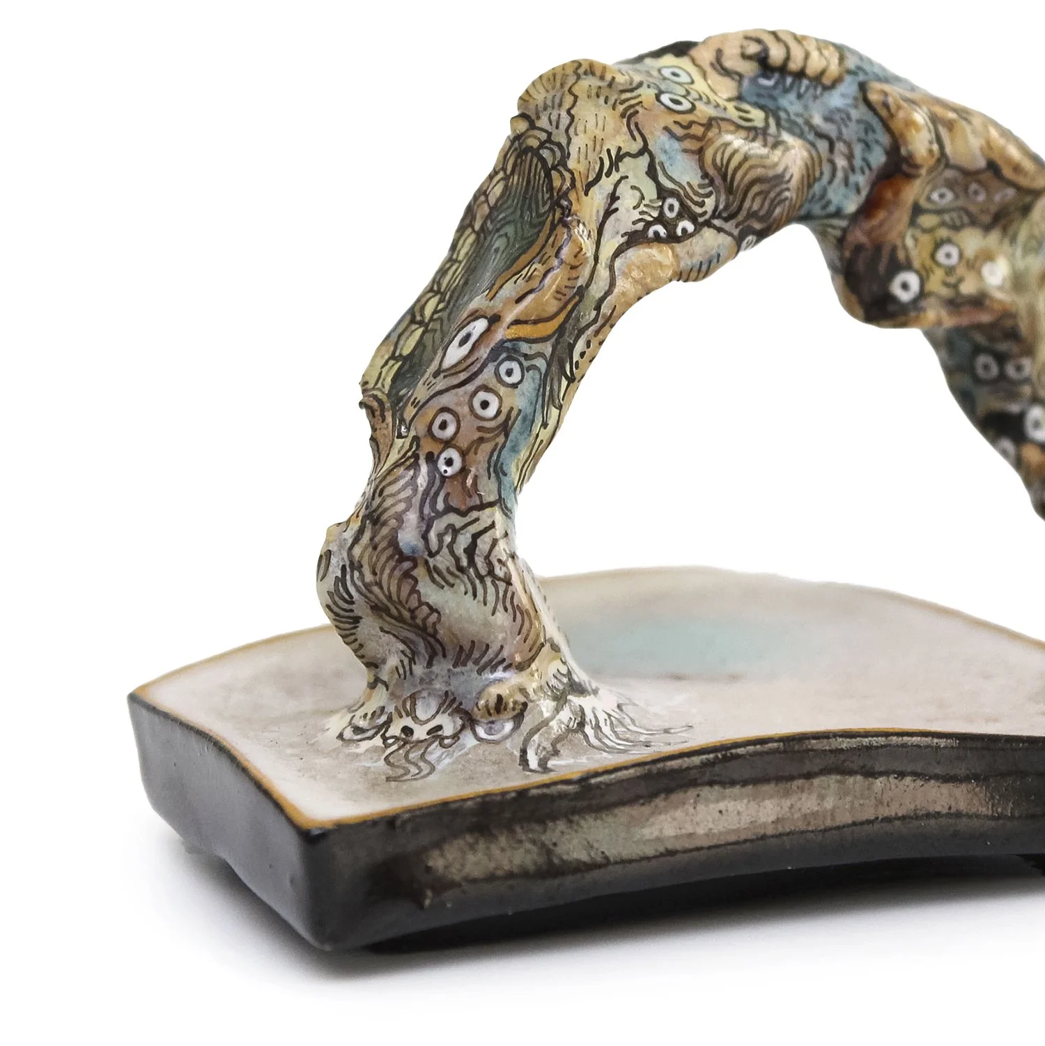 NP5085_Yura_Creature Sculpture I Long_Nevica_14_web.jpg