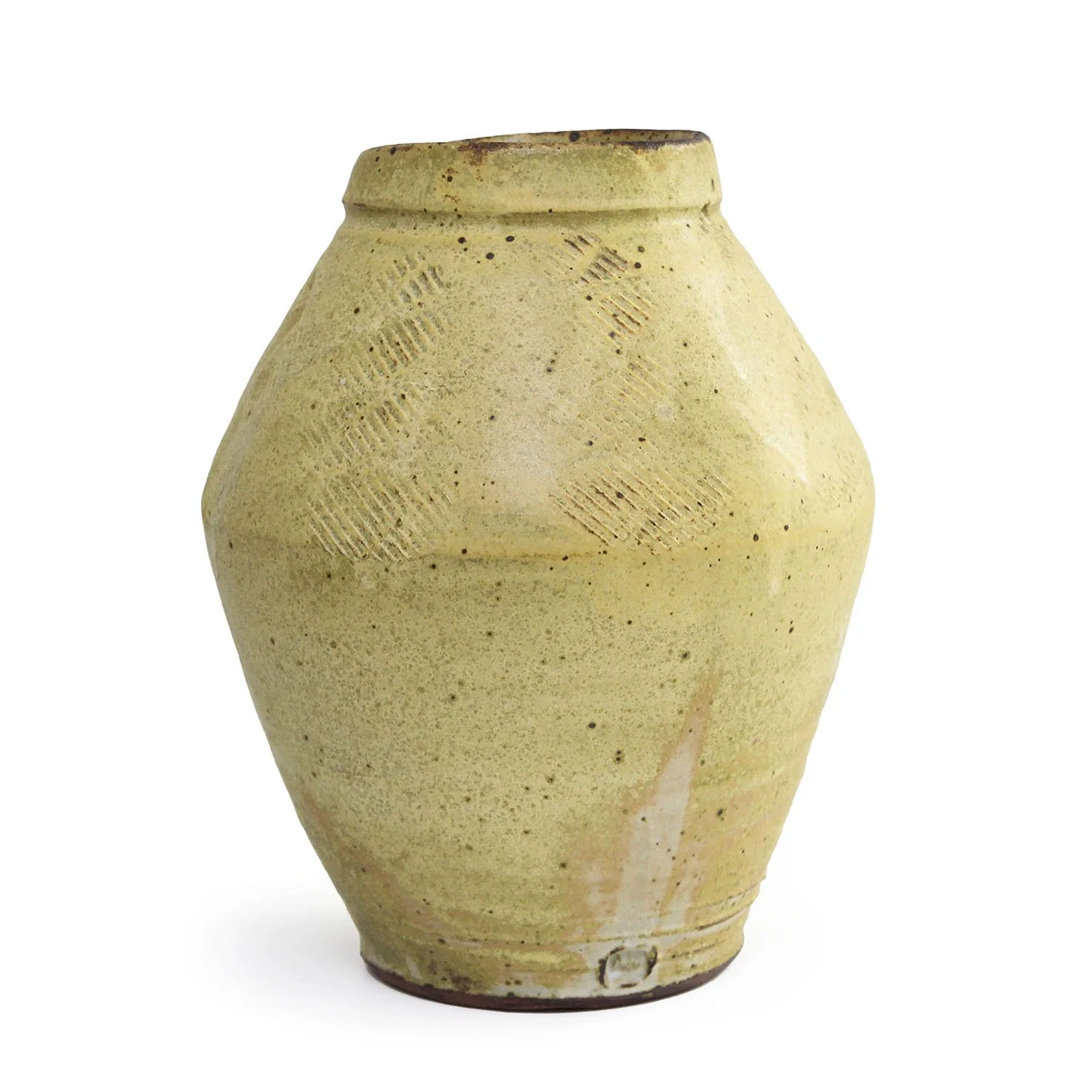 NP5381_MacKenzie_Yellow Vase_NT_Nevica_2025_02_web.jpg